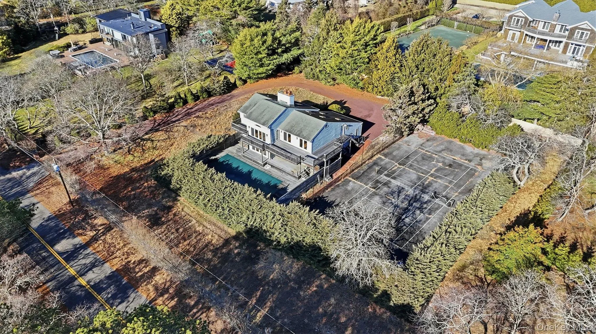 103 Middle Pond Road, Southampton, New York 11968