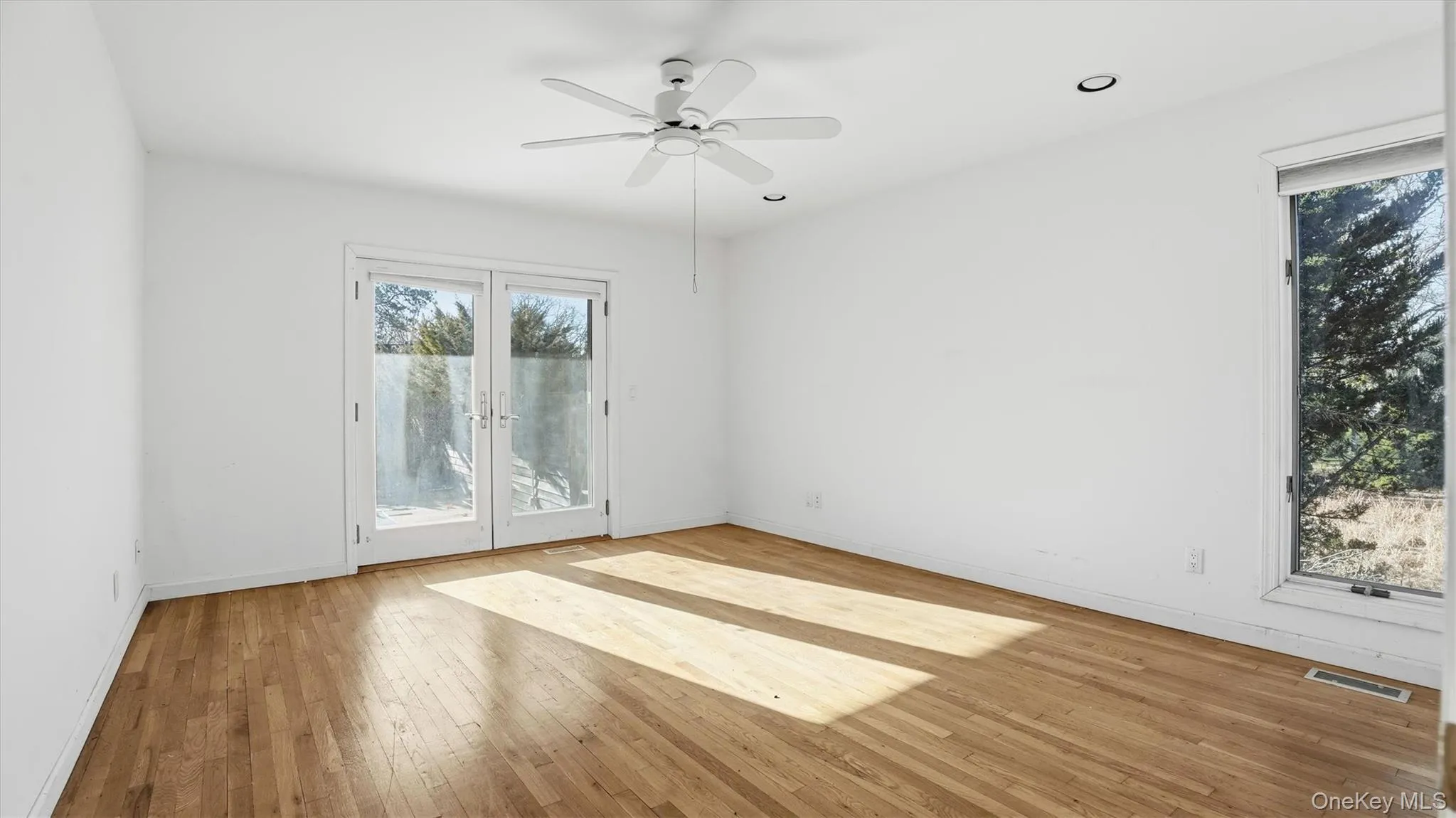 103 Middle Pond Road, Southampton, New York 11968