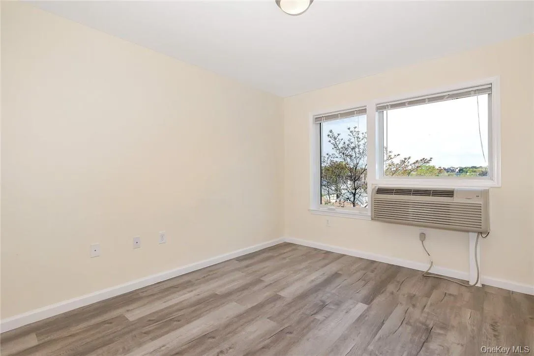 68 Lake Street, White Plains, NY, 2 Bedrooms Bedrooms, 4 Rooms Rooms,2 BathroomsBathrooms,Residential Lease,Idx,Lake,0,949790 68 Lake Street, White Plains, NY, 2 Bedrooms Bedrooms, 4 Rooms Rooms,2 BathroomsBathrooms,Residential Lease,Idx,Lake,0,949790