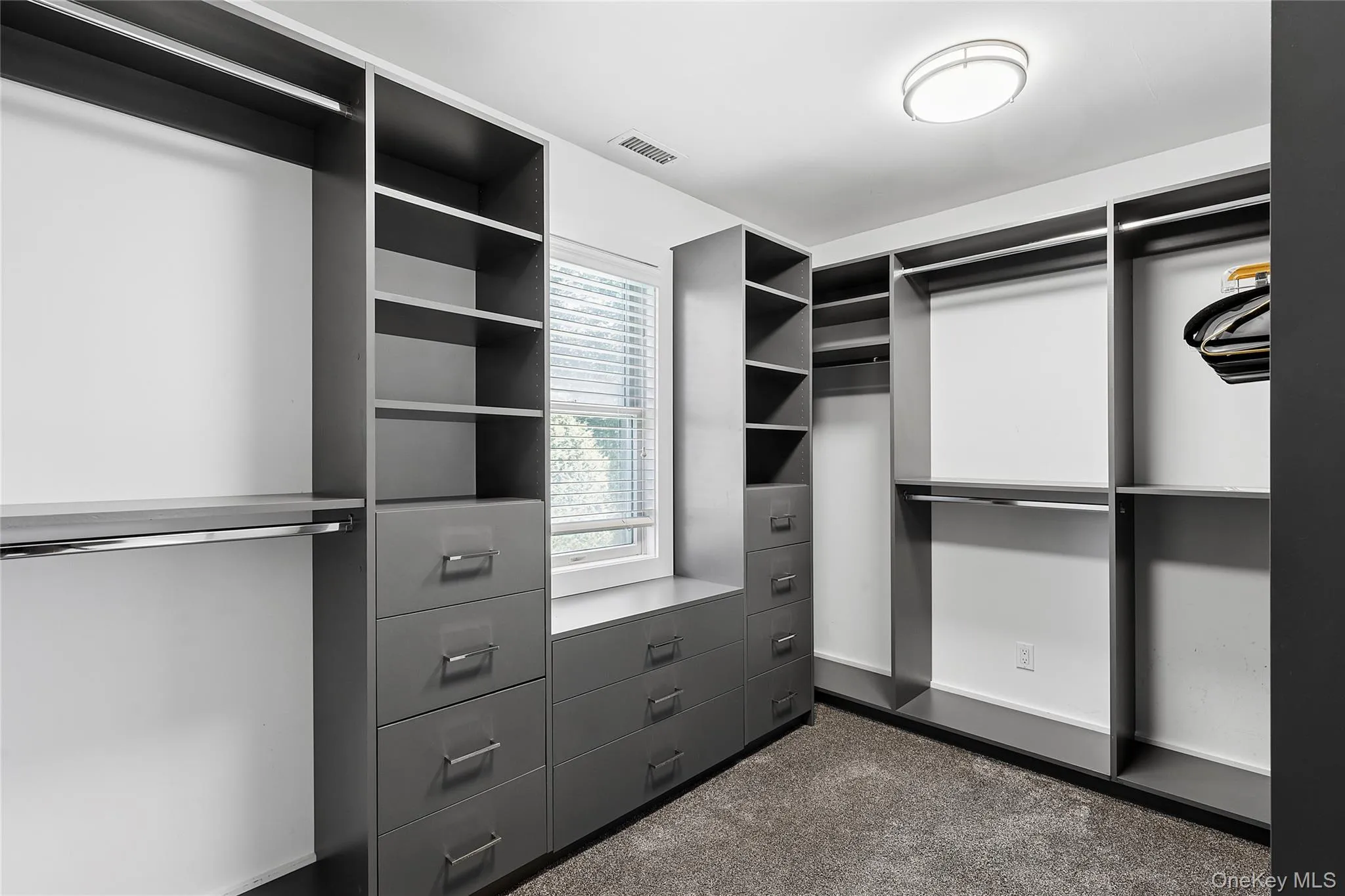 31 Highland Road, Southampton, NY, 4 Bedrooms Bedrooms, 8 Rooms Rooms,2 BathroomsBathrooms,Residential Lease,Idx,Highland,0,949796 31 Highland Road, Southampton, NY, 4 Bedrooms Bedrooms, 8 Rooms Rooms,2 BathroomsBathrooms,Residential Lease,Idx,Highland,0,949796