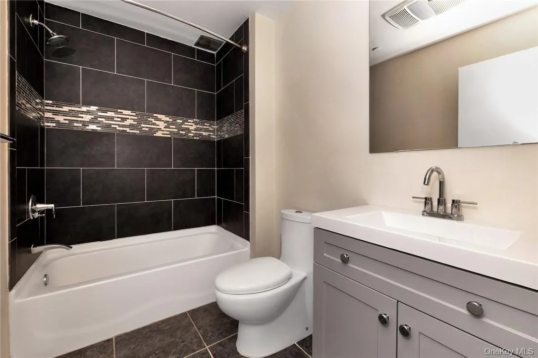 68 Lake Street, White Plains, NY, 2 Bedrooms Bedrooms, 4 Rooms Rooms,2 BathroomsBathrooms,Residential Lease,Idx,Lake,0,949797 68 Lake Street, White Plains, NY, 2 Bedrooms Bedrooms, 4 Rooms Rooms,2 BathroomsBathrooms,Residential Lease,Idx,Lake,0,949797