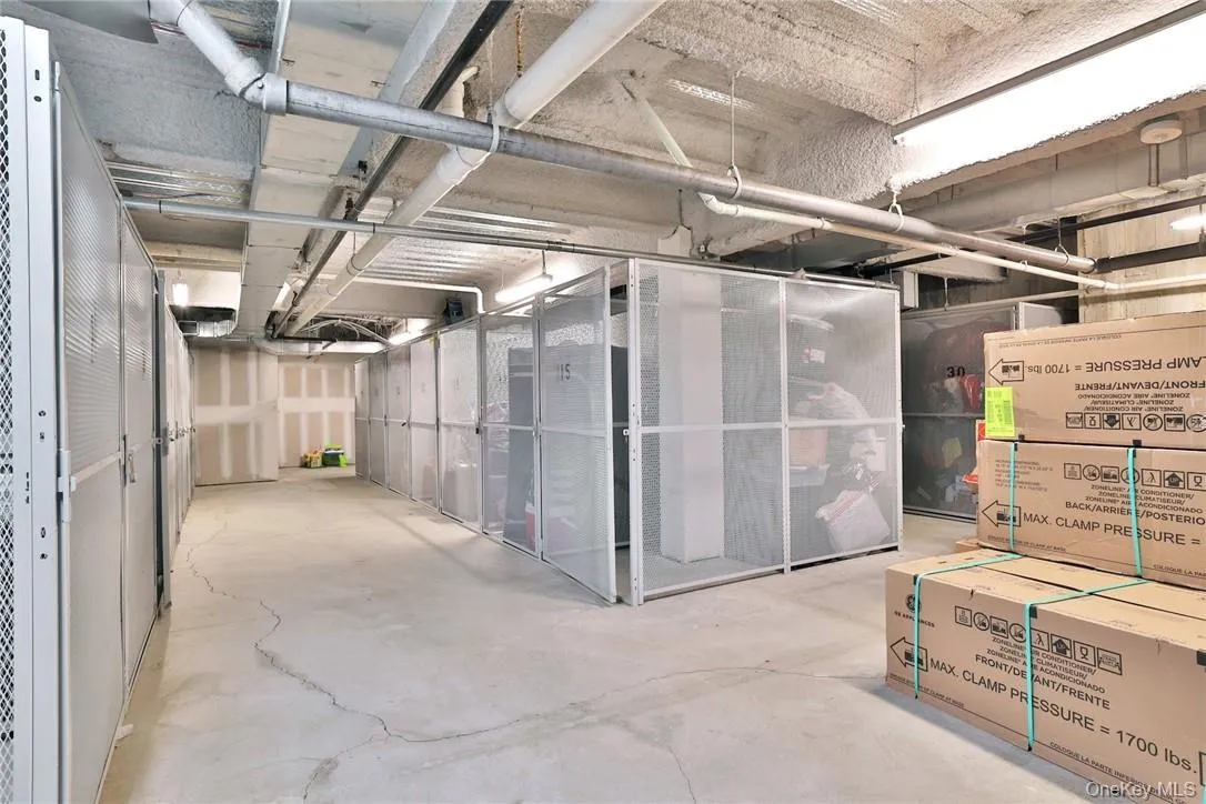 68 Lake Street, White Plains, NY, 2 Bedrooms Bedrooms, 4 Rooms Rooms,2 BathroomsBathrooms,Residential Lease,Idx,Lake,0,949797 68 Lake Street, White Plains, NY, 2 Bedrooms Bedrooms, 4 Rooms Rooms,2 BathroomsBathrooms,Residential Lease,Idx,Lake,0,949797