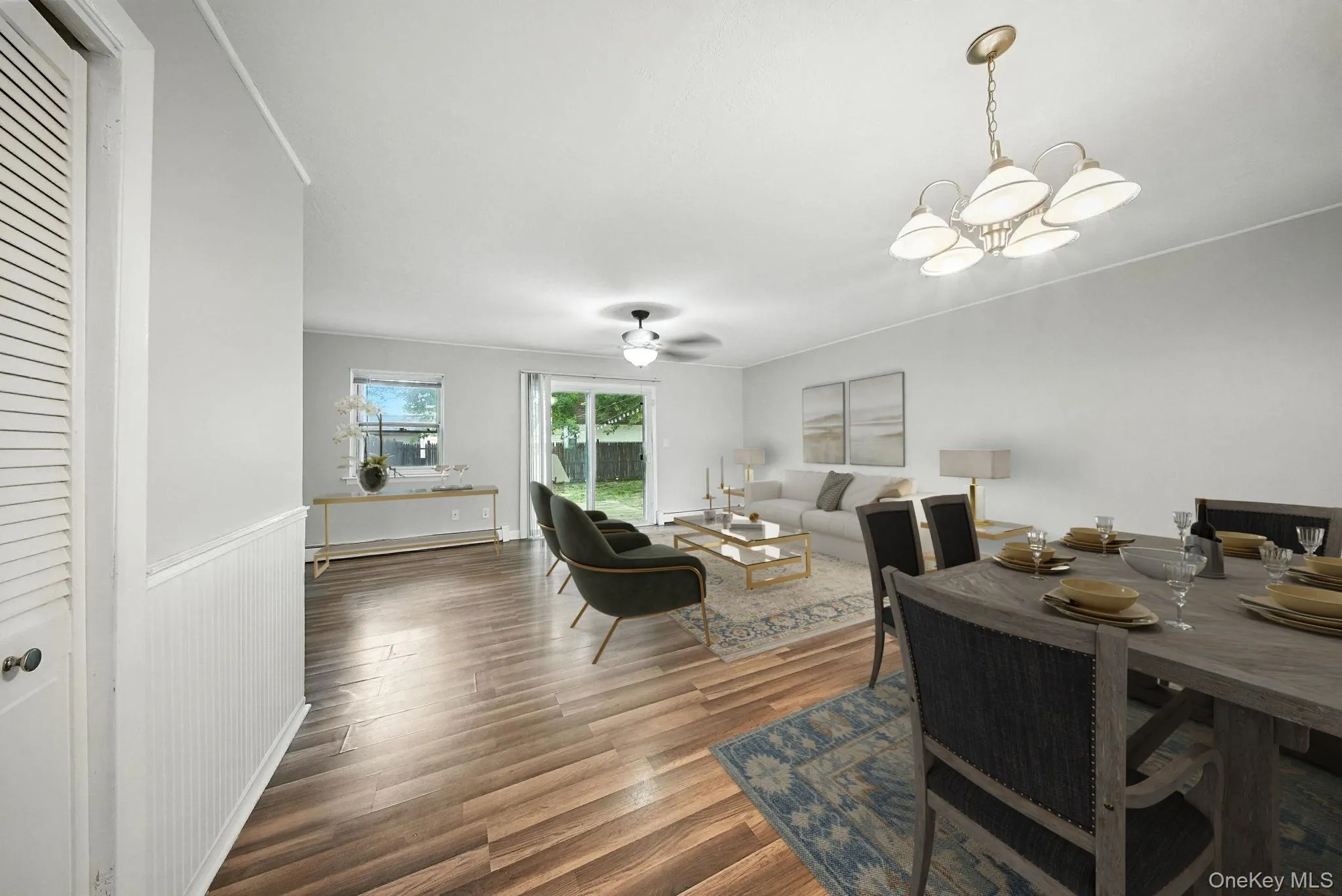 Dining space virtually staged Dining space virtually staged