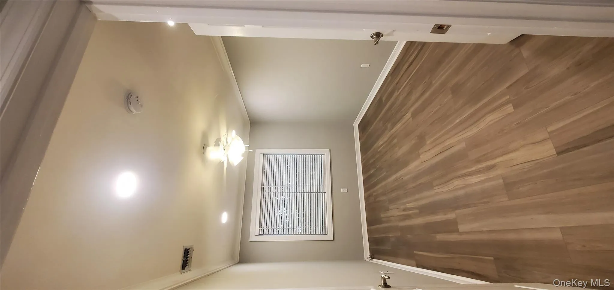 81 Secatogue Avenue, Oyster Bay, NY, 2 Bedrooms Bedrooms, 4 Rooms Rooms,1 BathroomBathrooms,Residential Lease,Idx,Secatogue,0,949920 81 Secatogue Avenue, Oyster Bay, NY, 2 Bedrooms Bedrooms, 4 Rooms Rooms,1 BathroomBathrooms,Residential Lease,Idx,Secatogue,0,949920