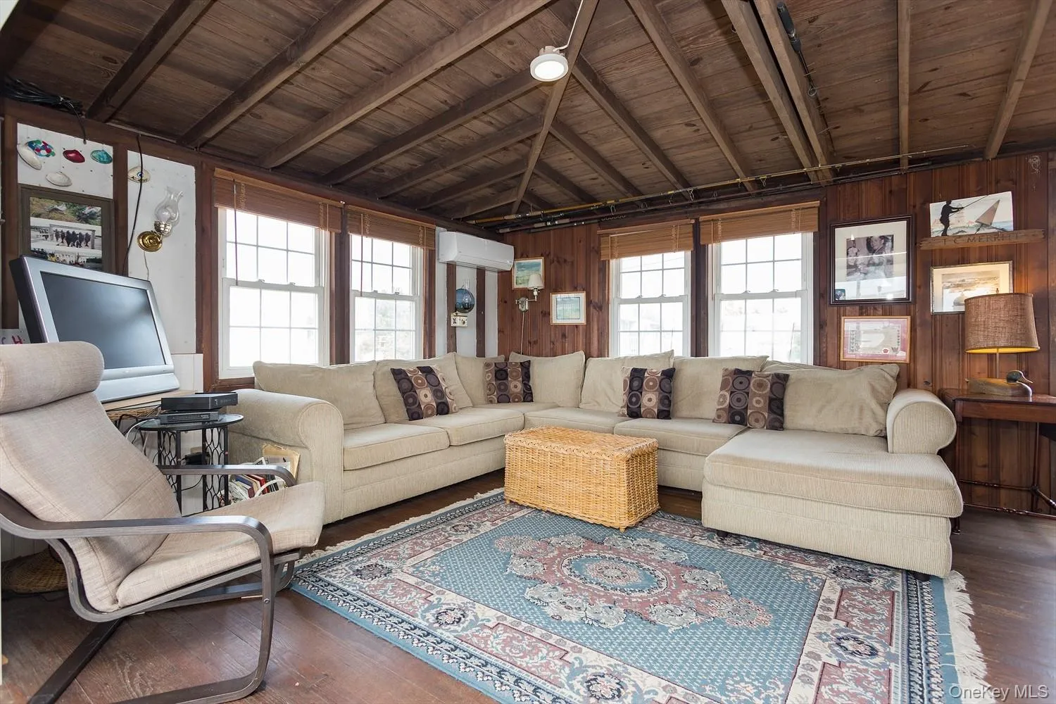 39 Point Road, Southampton, NY, 3 Bedrooms Bedrooms, 6 Rooms Rooms,1 BathroomBathrooms,Residential Lease,Idx,Point,0,949939 39 Point Road, Southampton, NY, 3 Bedrooms Bedrooms, 6 Rooms Rooms,1 BathroomBathrooms,Residential Lease,Idx,Point,0,949939