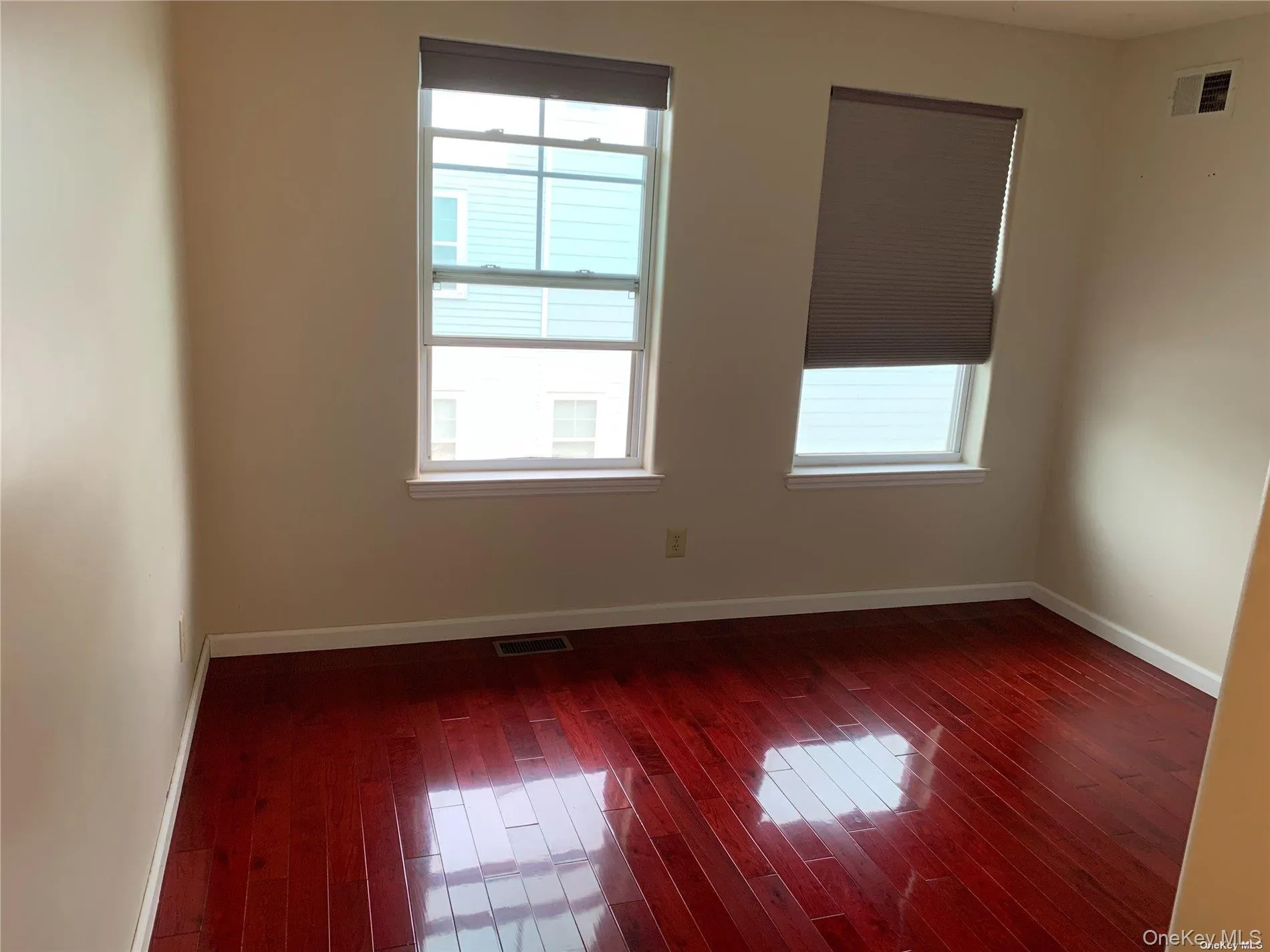 134 Meridian Boulevard, New York, NY, 3 Bedrooms Bedrooms, 5 Rooms Rooms,2 BathroomsBathrooms,Residential Lease,Idx,Meridian,0,949961 134 Meridian Boulevard, New York, NY, 3 Bedrooms Bedrooms, 5 Rooms Rooms,2 BathroomsBathrooms,Residential Lease,Idx,Meridian,0,949961