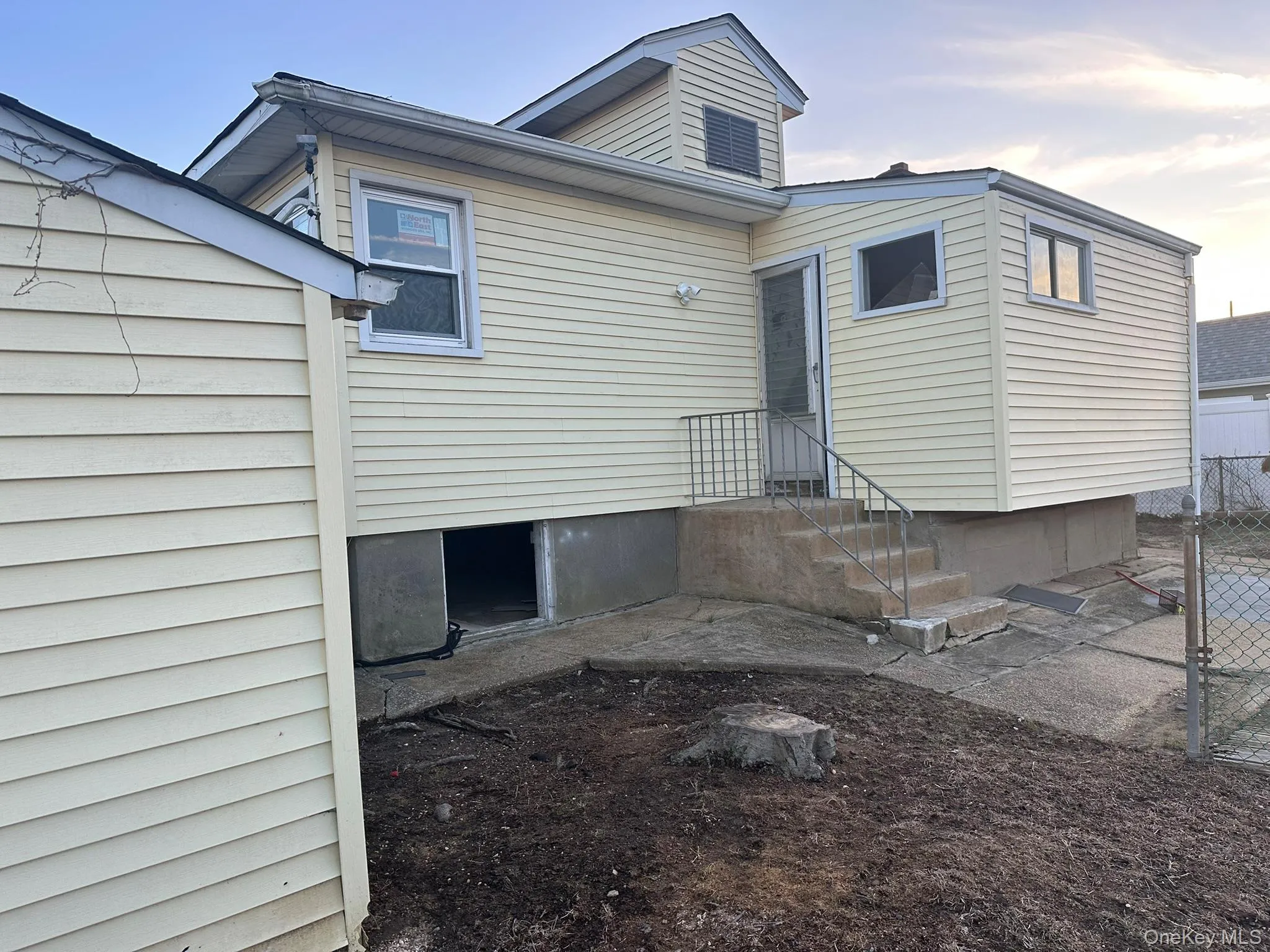 136 Cary Place, Hempstead, NY, 2 Bedrooms Bedrooms, 6 Rooms Rooms,1 BathroomBathrooms,Residential Lease,Idx,Cary,0,949997 136 Cary Place, Hempstead, NY, 2 Bedrooms Bedrooms, 6 Rooms Rooms,1 BathroomBathrooms,Residential Lease,Idx,Cary,0,949997