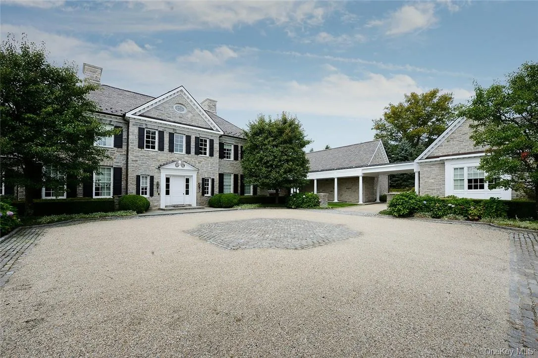 21 Lincoln Lane, Harrison, NY, 6 Bedrooms Bedrooms, 17 Rooms Rooms,8 BathroomsBathrooms,Residential,For Rent,Lincoln,0,950000 21 Lincoln Lane, Harrison, NY, 6 Bedrooms Bedrooms, 17 Rooms Rooms,8 BathroomsBathrooms,Residential,For Rent,Lincoln,0,950000