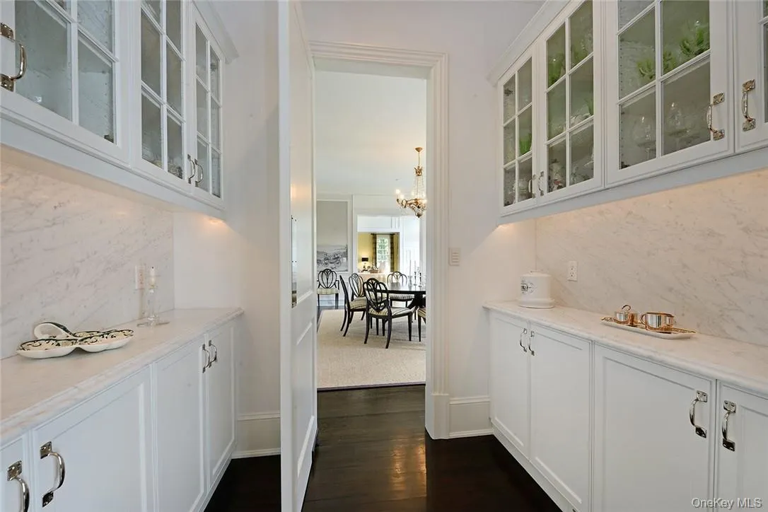 21 Lincoln Lane, Harrison, NY, 6 Bedrooms Bedrooms, 17 Rooms Rooms,8 BathroomsBathrooms,Residential,For Rent,Lincoln,0,950000 21 Lincoln Lane, Harrison, NY, 6 Bedrooms Bedrooms, 17 Rooms Rooms,8 BathroomsBathrooms,Residential,For Rent,Lincoln,0,950000