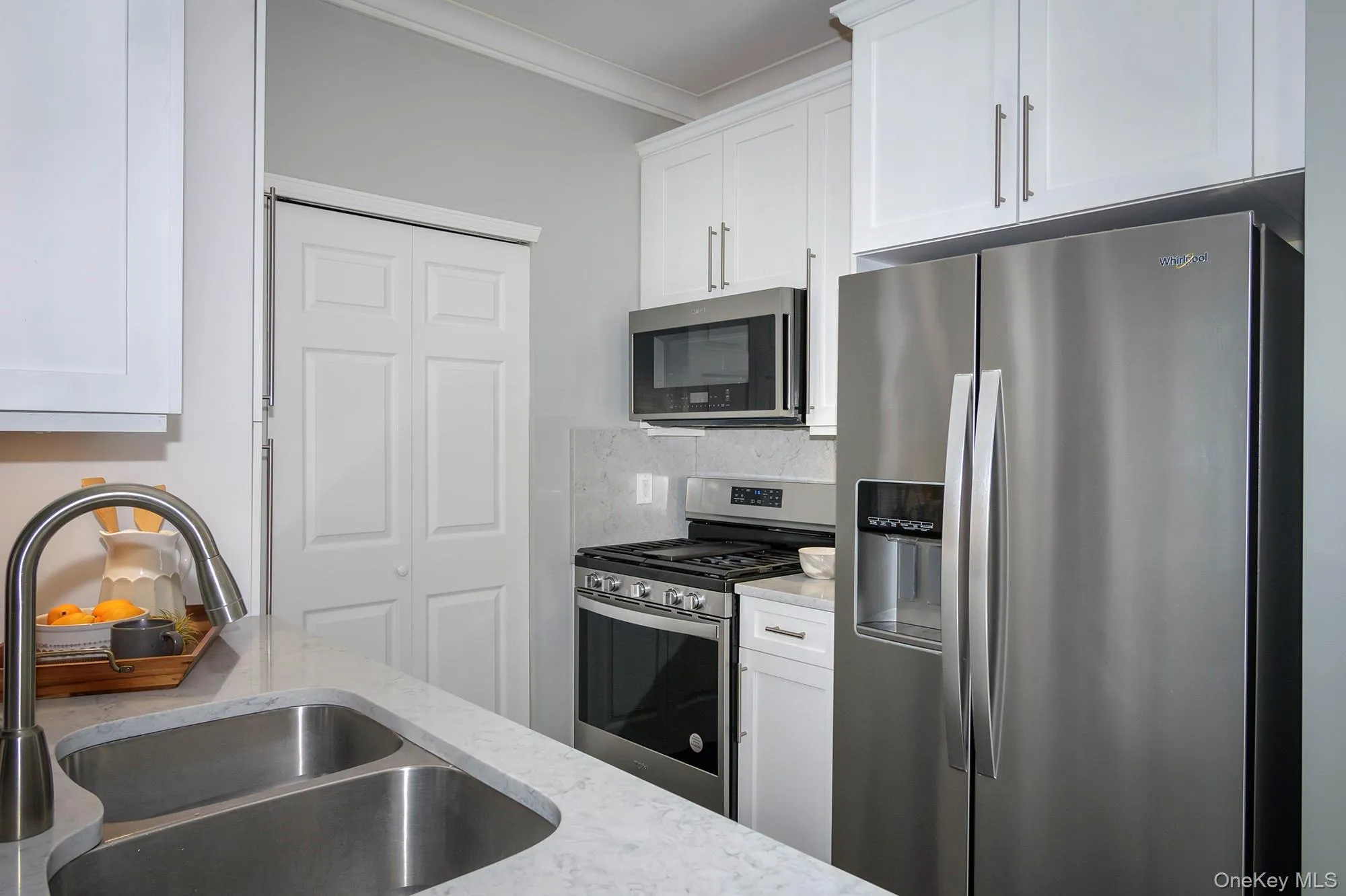 422 Charles Pond Drive, Brookhaven, NY, 1 Bedroom Bedrooms, 4 Rooms Rooms,1 BathroomBathrooms,Residential Lease,Idx,Charles Pond,0,950010 422 Charles Pond Drive, Brookhaven, NY, 1 Bedroom Bedrooms, 4 Rooms Rooms,1 BathroomBathrooms,Residential Lease,Idx,Charles Pond,0,950010