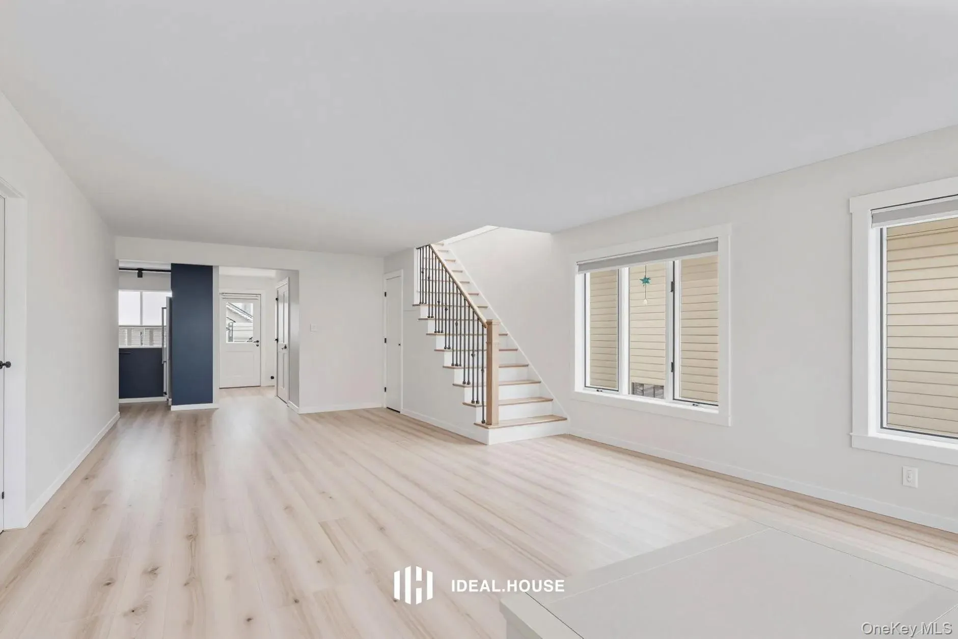 19 Pine Lane, Oyster Bay, NY, 2 Bedrooms Bedrooms, 5 Rooms Rooms,2 BathroomsBathrooms,Residential Lease,For Rent,Pine,0,950020 19 Pine Lane, Oyster Bay, NY, 2 Bedrooms Bedrooms, 5 Rooms Rooms,2 BathroomsBathrooms,Residential Lease,For Rent,Pine,0,950020