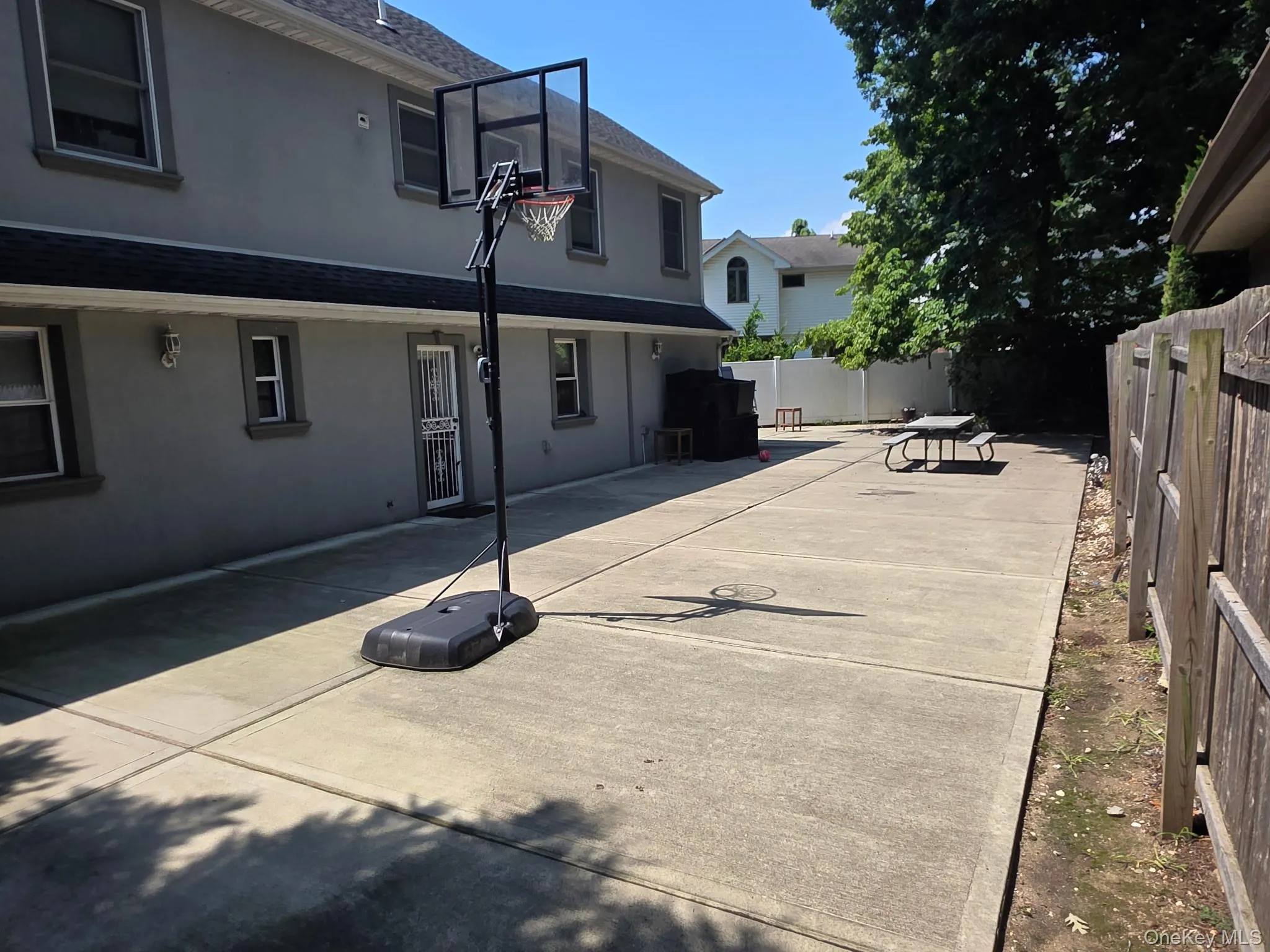 412 Coolidge Street, Hempstead, NY, 6 Bedrooms Bedrooms, 11 Rooms Rooms,4 BathroomsBathrooms,Residential,For Rent,Coolidge,0,950036 412 Coolidge Street, Hempstead, NY, 6 Bedrooms Bedrooms, 11 Rooms Rooms,4 BathroomsBathrooms,Residential,For Rent,Coolidge,0,950036