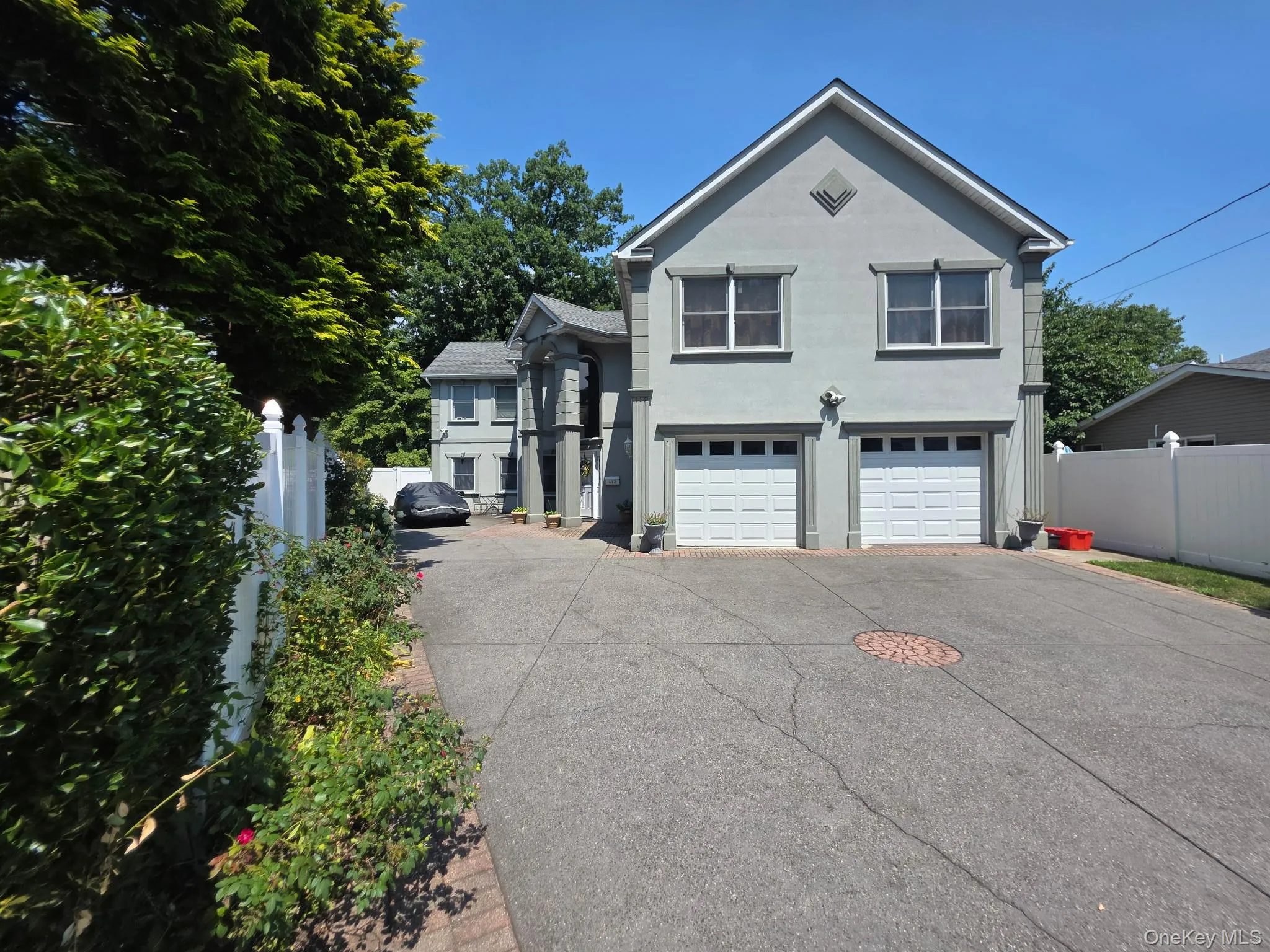 412 Coolidge Street, Hempstead, NY, 6 Bedrooms Bedrooms, 11 Rooms Rooms,4 BathroomsBathrooms,Residential,For Rent,Coolidge,0,950036 412 Coolidge Street, Hempstead, NY, 6 Bedrooms Bedrooms, 11 Rooms Rooms,4 BathroomsBathrooms,Residential,For Rent,Coolidge,0,950036
