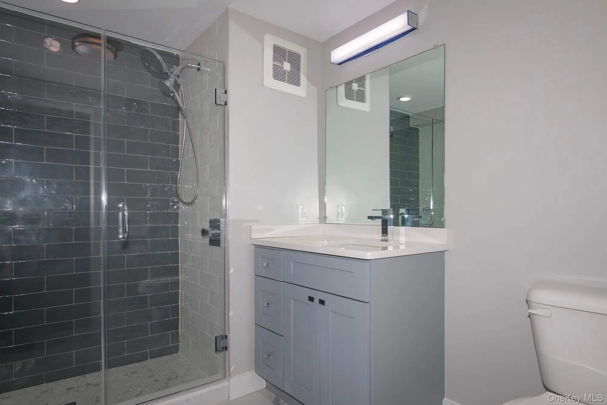 75 Circle Drive, Islip, NY, 2 Bedrooms Bedrooms, 5 Rooms Rooms,2 BathroomsBathrooms,Residential Lease,Idx,Circle,0,950078 75 Circle Drive, Islip, NY, 2 Bedrooms Bedrooms, 5 Rooms Rooms,2 BathroomsBathrooms,Residential Lease,Idx,Circle,0,950078