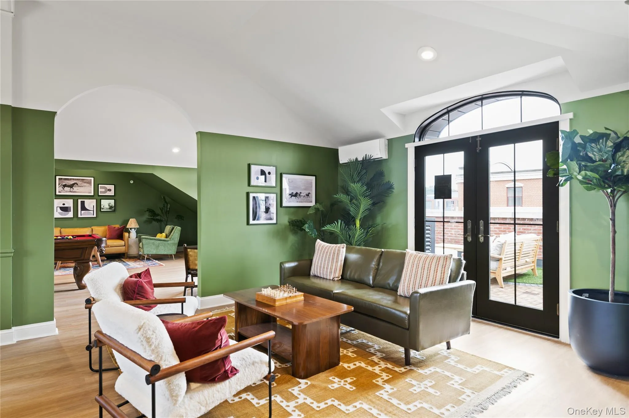 Resident Lounge Resident Lounge