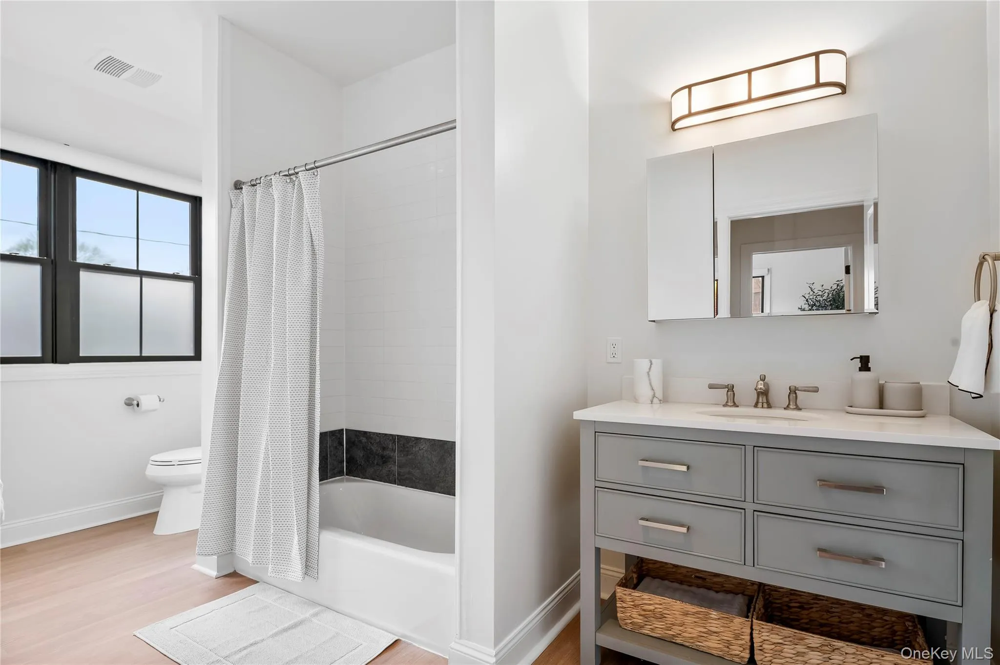 30 Lake Avenue, Saratoga Springs, NY, 1 Bedroom Bedrooms, 3 Rooms Rooms,1 BathroomBathrooms,Residential,For Rent,Lake,0,KEY950141 30 Lake Avenue, Saratoga Springs, NY, 1 Bedroom Bedrooms, 3 Rooms Rooms,1 BathroomBathrooms,Residential,For Rent,Lake,0,KEY950141
