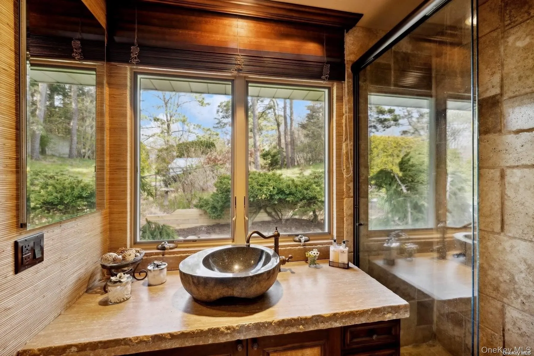 2 Hillover Road, Southampton, NY, 5 Bedrooms Bedrooms, 9 Rooms Rooms,3 BathroomsBathrooms,Residential Lease,For Rent,Hillover,0,950148 2 Hillover Road, Southampton, NY, 5 Bedrooms Bedrooms, 9 Rooms Rooms,3 BathroomsBathrooms,Residential Lease,For Rent,Hillover,0,950148