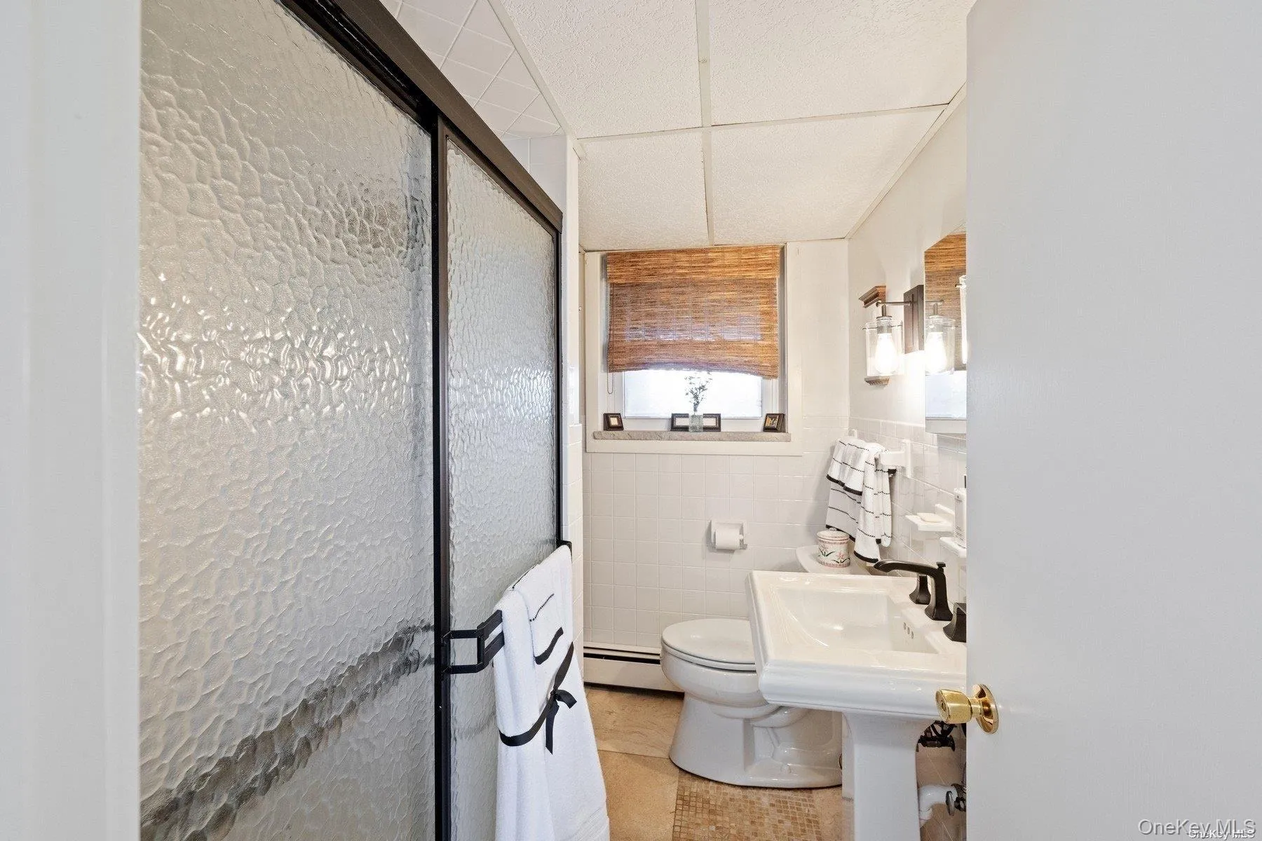 2 Hillover Road, Southampton, NY, 5 Bedrooms Bedrooms, 9 Rooms Rooms,3 BathroomsBathrooms,Residential Lease,Idx,Hillover,0,950148 2 Hillover Road, Southampton, NY, 5 Bedrooms Bedrooms, 9 Rooms Rooms,3 BathroomsBathrooms,Residential Lease,Idx,Hillover,0,950148