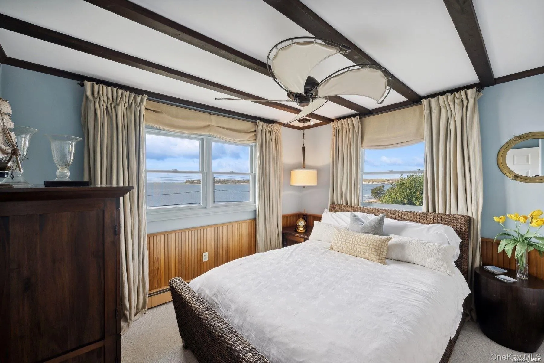 2 Hillover Road, Southampton, NY, 5 Bedrooms Bedrooms, 9 Rooms Rooms,3 BathroomsBathrooms,Residential Lease,For Rent,Hillover,0,950148 2 Hillover Road, Southampton, NY, 5 Bedrooms Bedrooms, 9 Rooms Rooms,3 BathroomsBathrooms,Residential Lease,For Rent,Hillover,0,950148