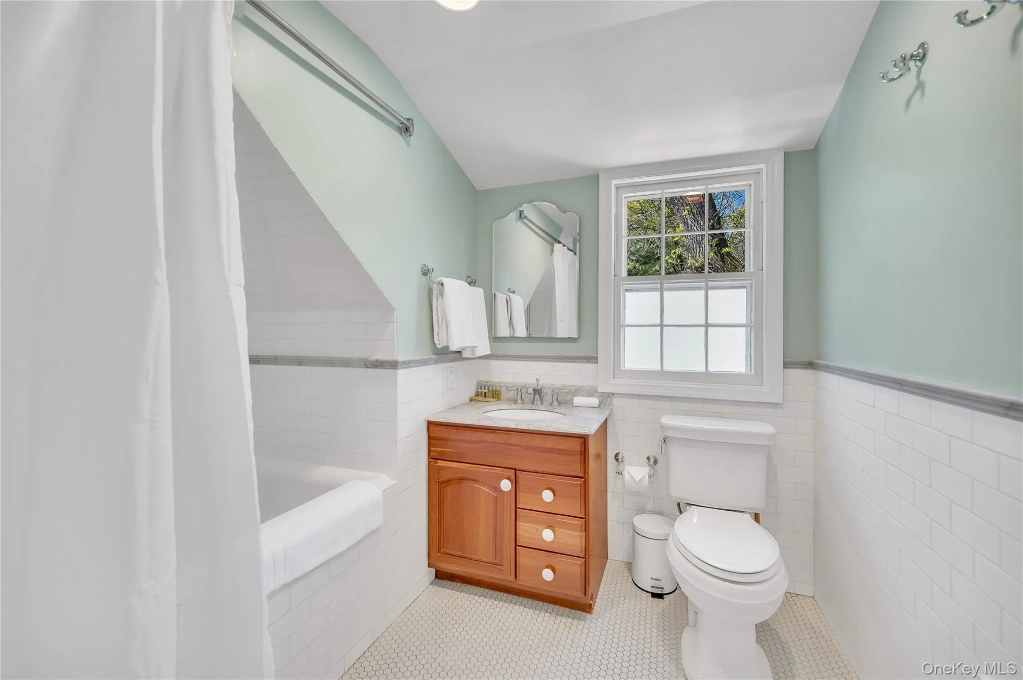 53 Sheldrake Avenue, Mamaroneck, NY, 4 Bedrooms Bedrooms, 6 Rooms Rooms,2 BathroomsBathrooms,Residential Lease,Idx,Sheldrake,0,950162 53 Sheldrake Avenue, Mamaroneck, NY, 4 Bedrooms Bedrooms, 6 Rooms Rooms,2 BathroomsBathrooms,Residential Lease,Idx,Sheldrake,0,950162