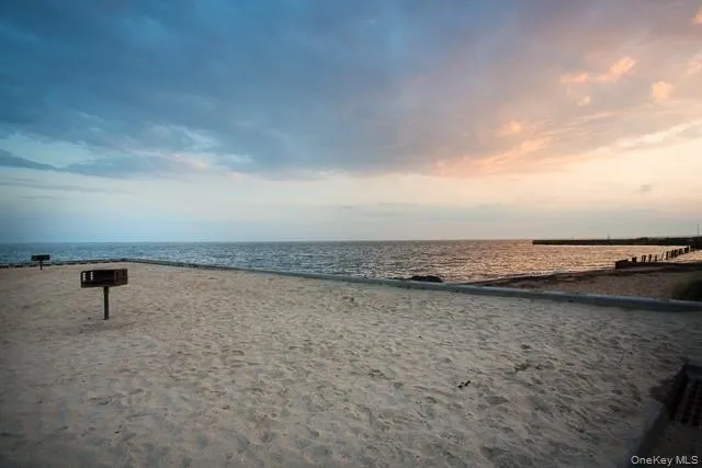 333 Candee Avenue, Islip, NY, 1 Bedroom Bedrooms, 4 Rooms Rooms,1 BathroomBathrooms,Residential Lease,Idx,Candee,0,950279 333 Candee Avenue, Islip, NY, 1 Bedroom Bedrooms, 4 Rooms Rooms,1 BathroomBathrooms,Residential Lease,Idx,Candee,0,950279