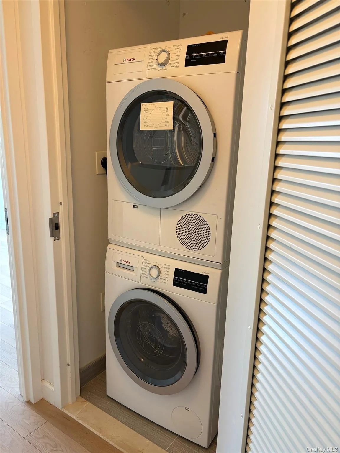 138-35 39th Avenue, New York, NY, 2 Bedrooms Bedrooms, 4 Rooms Rooms,2 BathroomsBathrooms,Residential Lease,For Rent,39th,0,950358 138-35 39th Avenue, New York, NY, 2 Bedrooms Bedrooms, 4 Rooms Rooms,2 BathroomsBathrooms,Residential Lease,For Rent,39th,0,950358