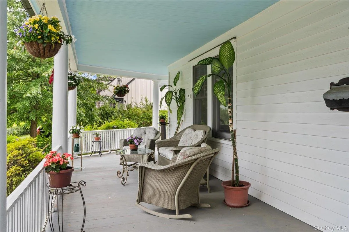 126 Greenridge Avenue, White Plains, NY, 6 Bedrooms Bedrooms, 9 Rooms Rooms,2 BathroomsBathrooms,Residential,For Rent,Greenridge,0,950391 126 Greenridge Avenue, White Plains, NY, 6 Bedrooms Bedrooms, 9 Rooms Rooms,2 BathroomsBathrooms,Residential,For Rent,Greenridge,0,950391