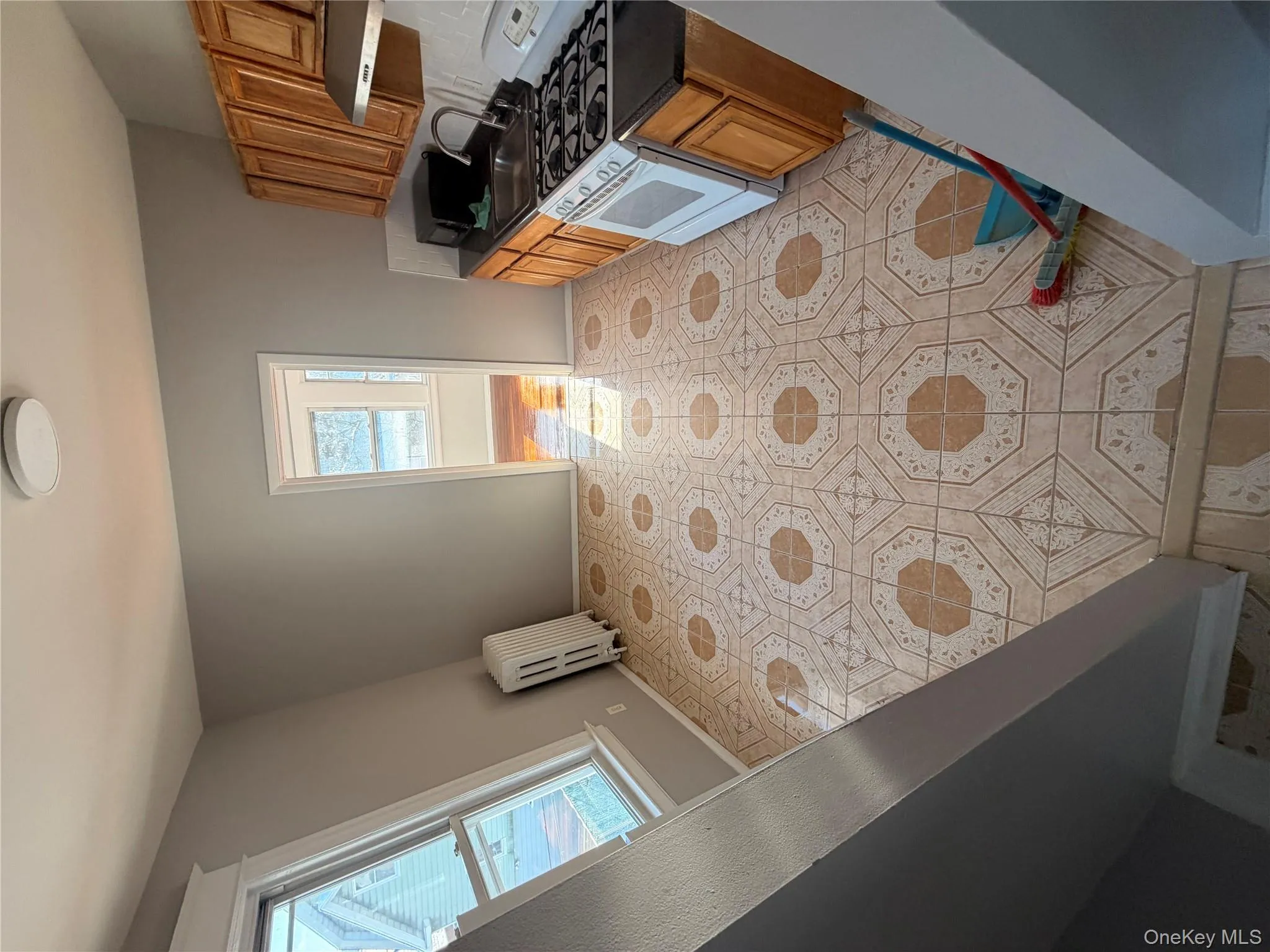 16 Wallace Avenue, Mount Vernon, NY, 3 Bedrooms Bedrooms, 4 Rooms Rooms,1 BathroomBathrooms,Residential Lease,Idx,Wallace,0,950431 16 Wallace Avenue, Mount Vernon, NY, 3 Bedrooms Bedrooms, 4 Rooms Rooms,1 BathroomBathrooms,Residential Lease,Idx,Wallace,0,950431