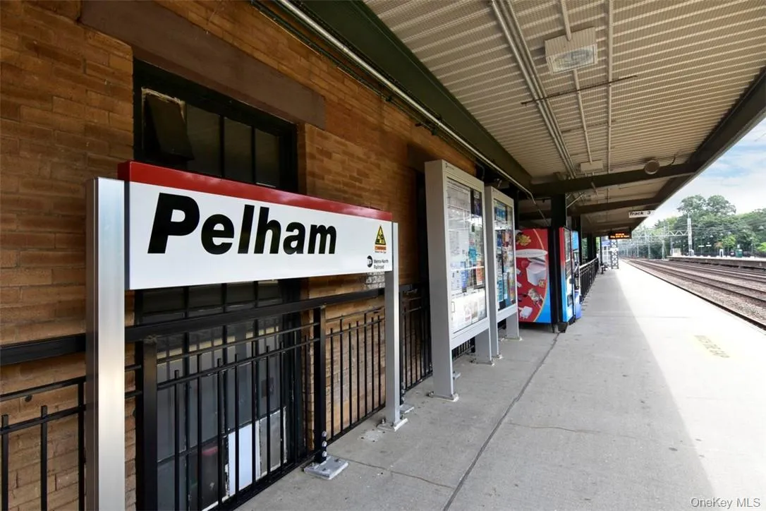 139 Fifth Avenue, Pelham, NY, 1 Bedroom Bedrooms, 4 Rooms Rooms,1 BathroomBathrooms,Residential Lease,Idx,Fifth,0,950478 139 Fifth Avenue, Pelham, NY, 1 Bedroom Bedrooms, 4 Rooms Rooms,1 BathroomBathrooms,Residential Lease,Idx,Fifth,0,950478