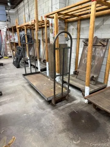 16 McCarthy Road, Hempstead, NY, ,Commercial Lease,Idx,McCarthy Road,0,950524 16 McCarthy Road, Hempstead, NY, ,Commercial Lease,Idx,McCarthy Road,0,950524