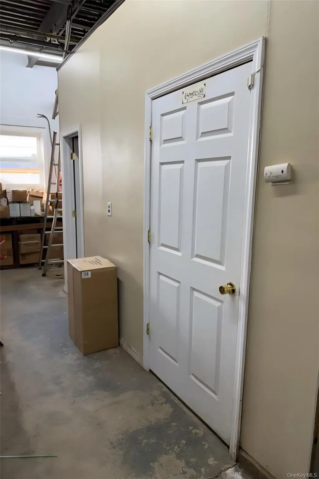 2 Bathrooms 2 Bathrooms