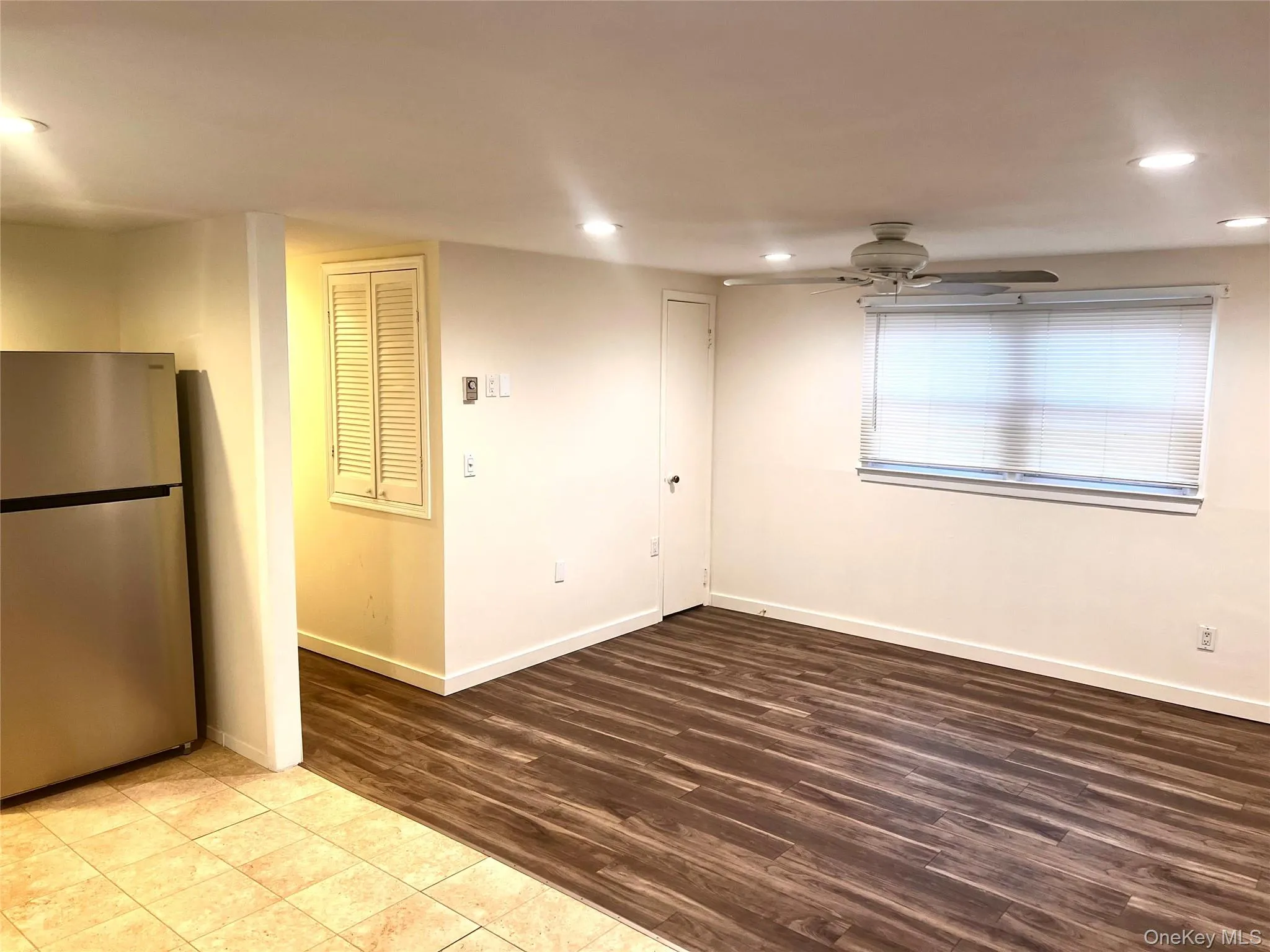 20 Belmont Street, Islip, NY, 1 Bedroom Bedrooms, 3 Rooms Rooms,1 BathroomBathrooms,Residential Lease,Idx,Belmont,0,950556 20 Belmont Street, Islip, NY, 1 Bedroom Bedrooms, 3 Rooms Rooms,1 BathroomBathrooms,Residential Lease,Idx,Belmont,0,950556
