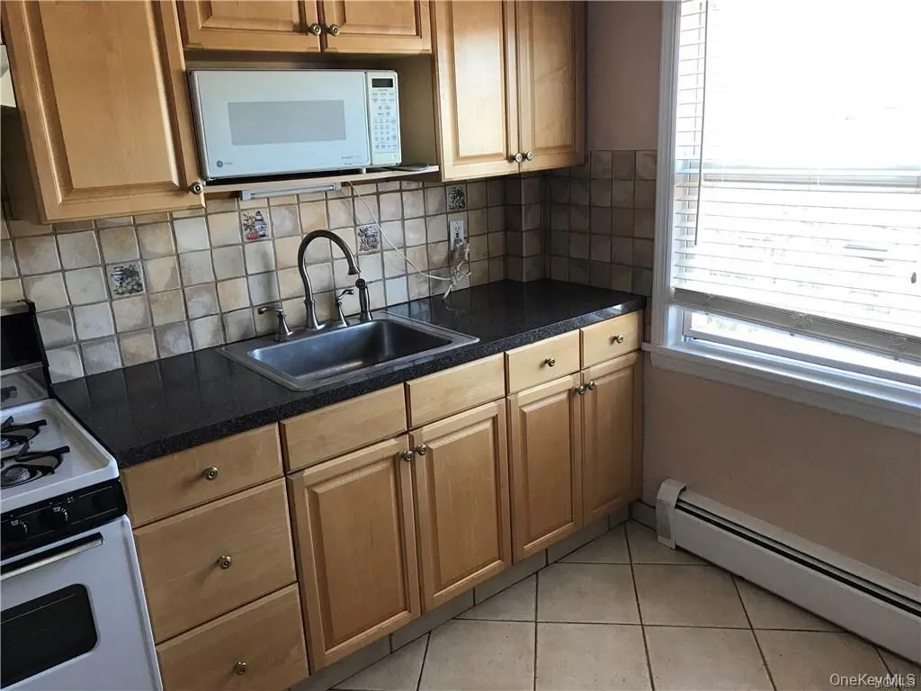 286 Columbus Avenue, Harrison, NY, 2 Bedrooms Bedrooms, 5 Rooms Rooms,1 BathroomBathrooms,Residential Lease,Idx,Columbus,0,950619 286 Columbus Avenue, Harrison, NY, 2 Bedrooms Bedrooms, 5 Rooms Rooms,1 BathroomBathrooms,Residential Lease,Idx,Columbus,0,950619