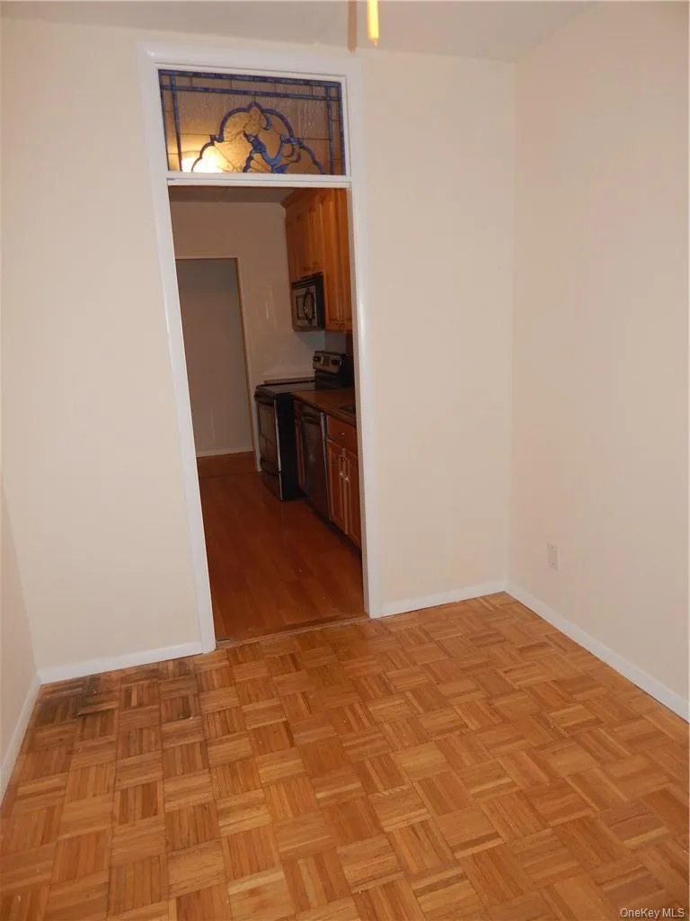 414 Benedict Avenue, Greenburgh, NY, 1 Bedroom Bedrooms, 5 Rooms Rooms,1 BathroomBathrooms,Residential Lease,For Rent,Benedict,0,950664 414 Benedict Avenue, Greenburgh, NY, 1 Bedroom Bedrooms, 5 Rooms Rooms,1 BathroomBathrooms,Residential Lease,For Rent,Benedict,0,950664