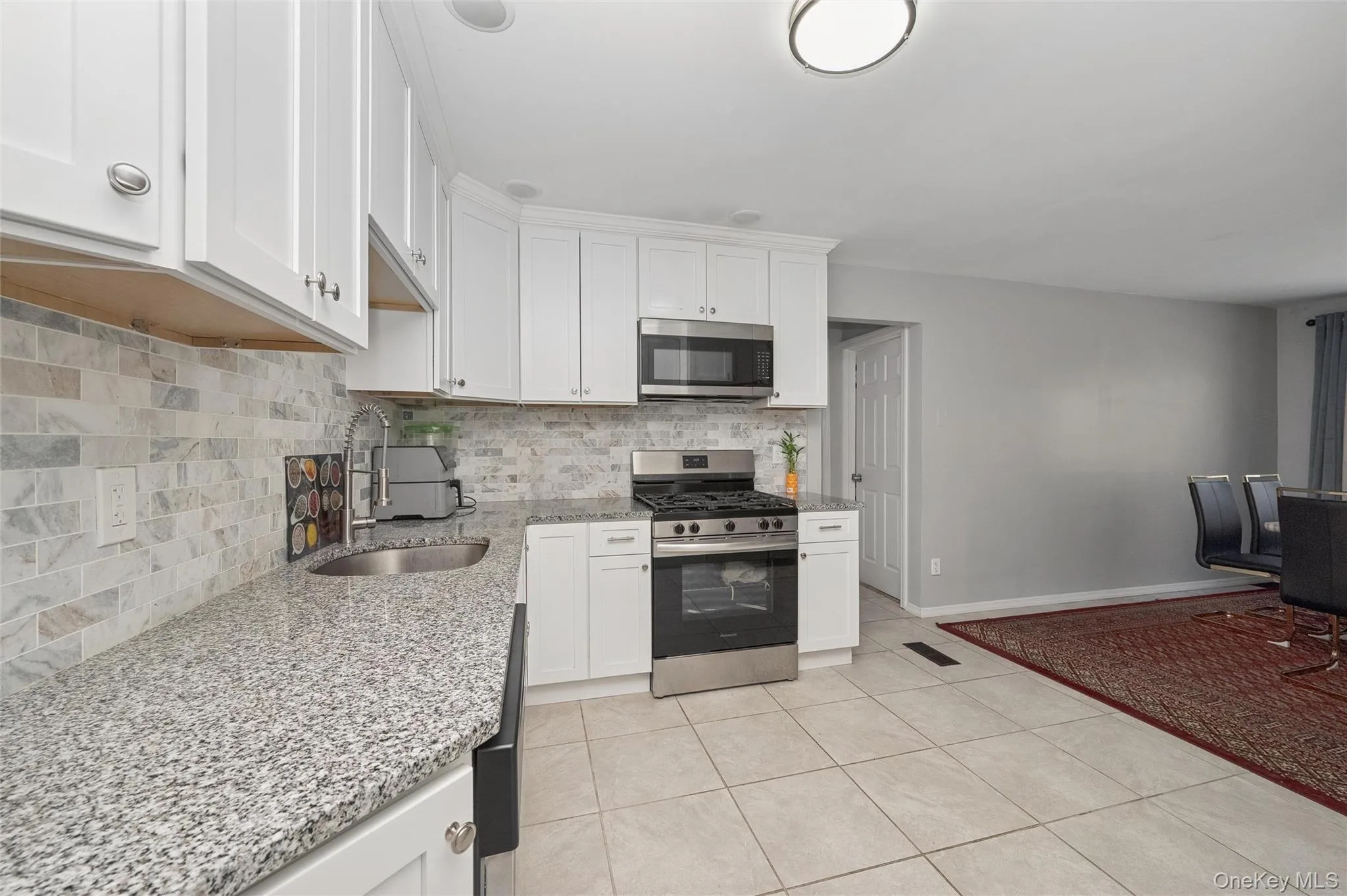 31 21st Avenue, Islip, NY, 4 Bedrooms Bedrooms, 7 Rooms Rooms,2 BathroomsBathrooms,Residential,For Rent,21st,0,950674 31 21st Avenue, Islip, NY, 4 Bedrooms Bedrooms, 7 Rooms Rooms,2 BathroomsBathrooms,Residential,For Rent,21st,0,950674