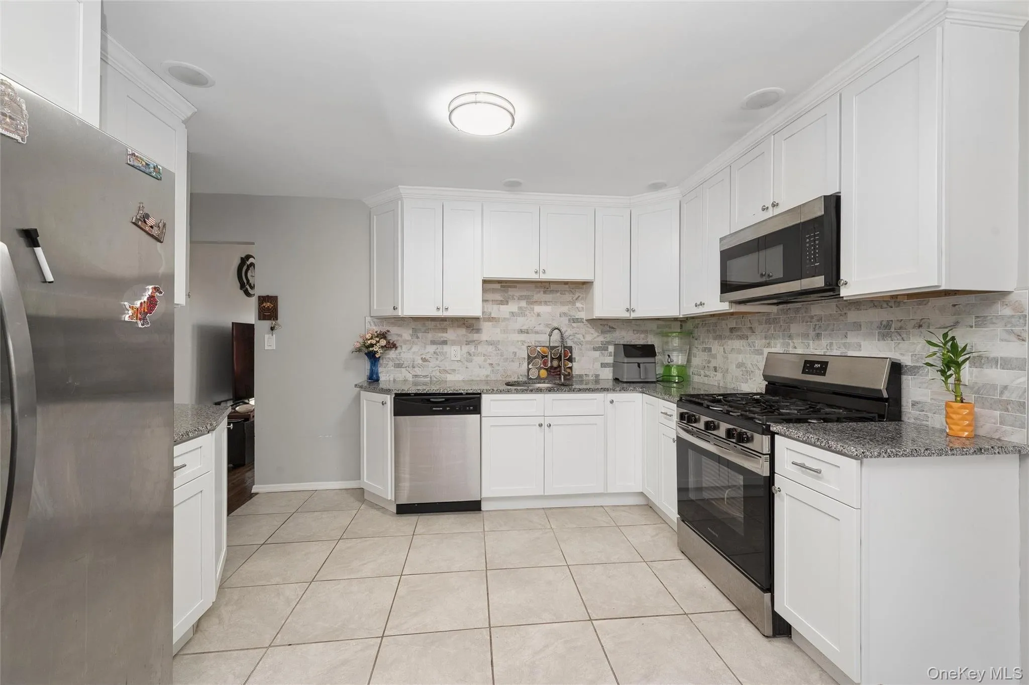 31 21st Avenue, Islip, NY, 4 Bedrooms Bedrooms, 7 Rooms Rooms,2 BathroomsBathrooms,Residential,For Rent,21st,0,950674 31 21st Avenue, Islip, NY, 4 Bedrooms Bedrooms, 7 Rooms Rooms,2 BathroomsBathrooms,Residential,For Rent,21st,0,950674