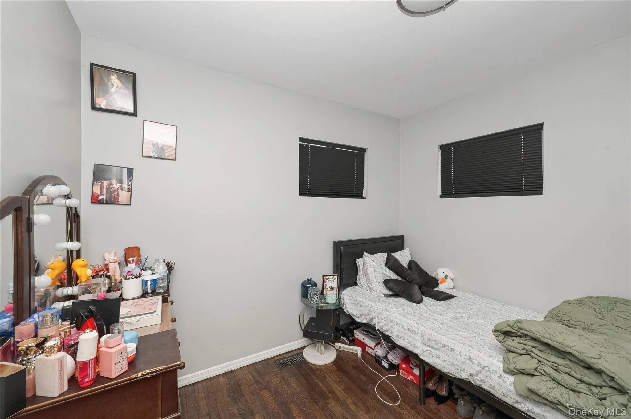 31 21st Avenue, Islip, NY, 4 Bedrooms Bedrooms, 7 Rooms Rooms,2 BathroomsBathrooms,Residential,For Rent,21st,0,950674 31 21st Avenue, Islip, NY, 4 Bedrooms Bedrooms, 7 Rooms Rooms,2 BathroomsBathrooms,Residential,For Rent,21st,0,950674
