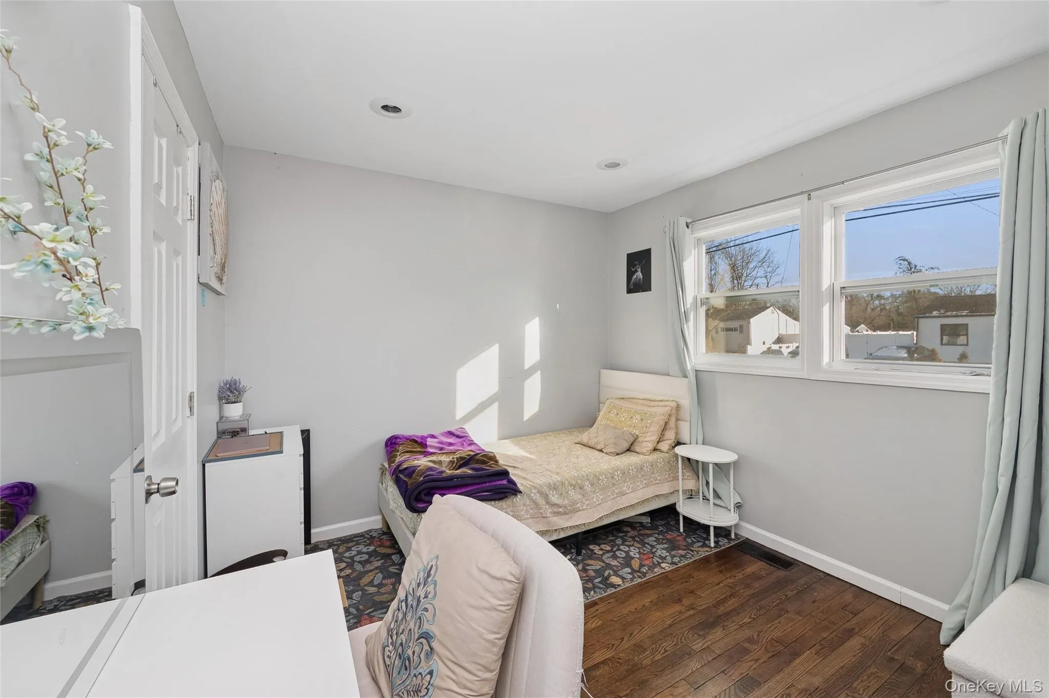 31 21st Avenue, Islip, NY, 4 Bedrooms Bedrooms, 7 Rooms Rooms,2 BathroomsBathrooms,Residential,For Rent,21st,0,950674 31 21st Avenue, Islip, NY, 4 Bedrooms Bedrooms, 7 Rooms Rooms,2 BathroomsBathrooms,Residential,For Rent,21st,0,950674