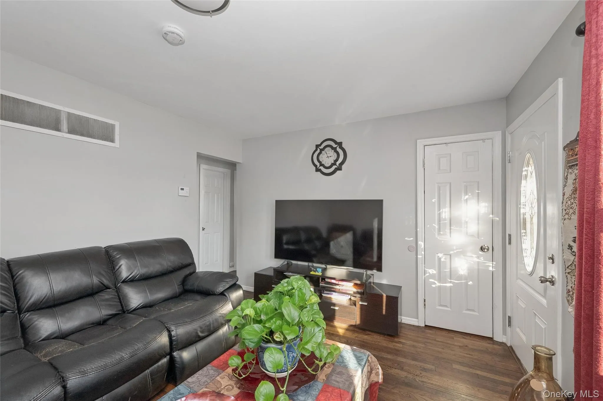 31 21st Avenue, Islip, NY, 4 Bedrooms Bedrooms, 7 Rooms Rooms,2 BathroomsBathrooms,Residential,For Rent,21st,0,950674 31 21st Avenue, Islip, NY, 4 Bedrooms Bedrooms, 7 Rooms Rooms,2 BathroomsBathrooms,Residential,For Rent,21st,0,950674