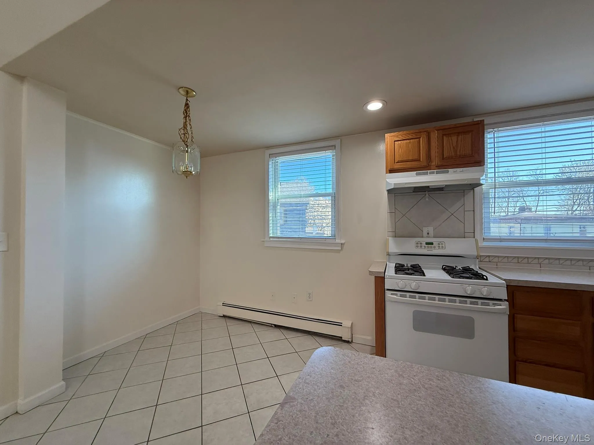 51 Schneider Avenue, Highlands, NY, 3 Bedrooms Bedrooms, 6 Rooms Rooms,1 BathroomBathrooms,Residential Lease,For Rent,Schneider,0,950699 51 Schneider Avenue, Highlands, NY, 3 Bedrooms Bedrooms, 6 Rooms Rooms,1 BathroomBathrooms,Residential Lease,For Rent,Schneider,0,950699