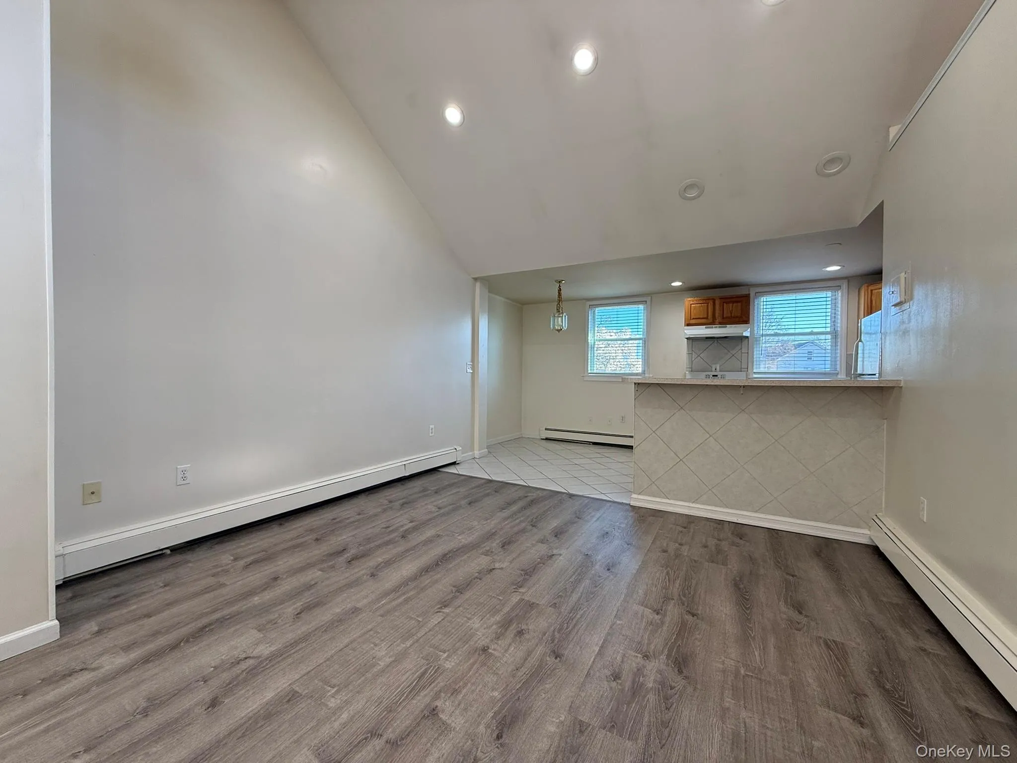 51 Schneider Avenue, Highlands, NY, 3 Bedrooms Bedrooms, 6 Rooms Rooms,1 BathroomBathrooms,Residential Lease,For Rent,Schneider,0,950699 51 Schneider Avenue, Highlands, NY, 3 Bedrooms Bedrooms, 6 Rooms Rooms,1 BathroomBathrooms,Residential Lease,For Rent,Schneider,0,950699