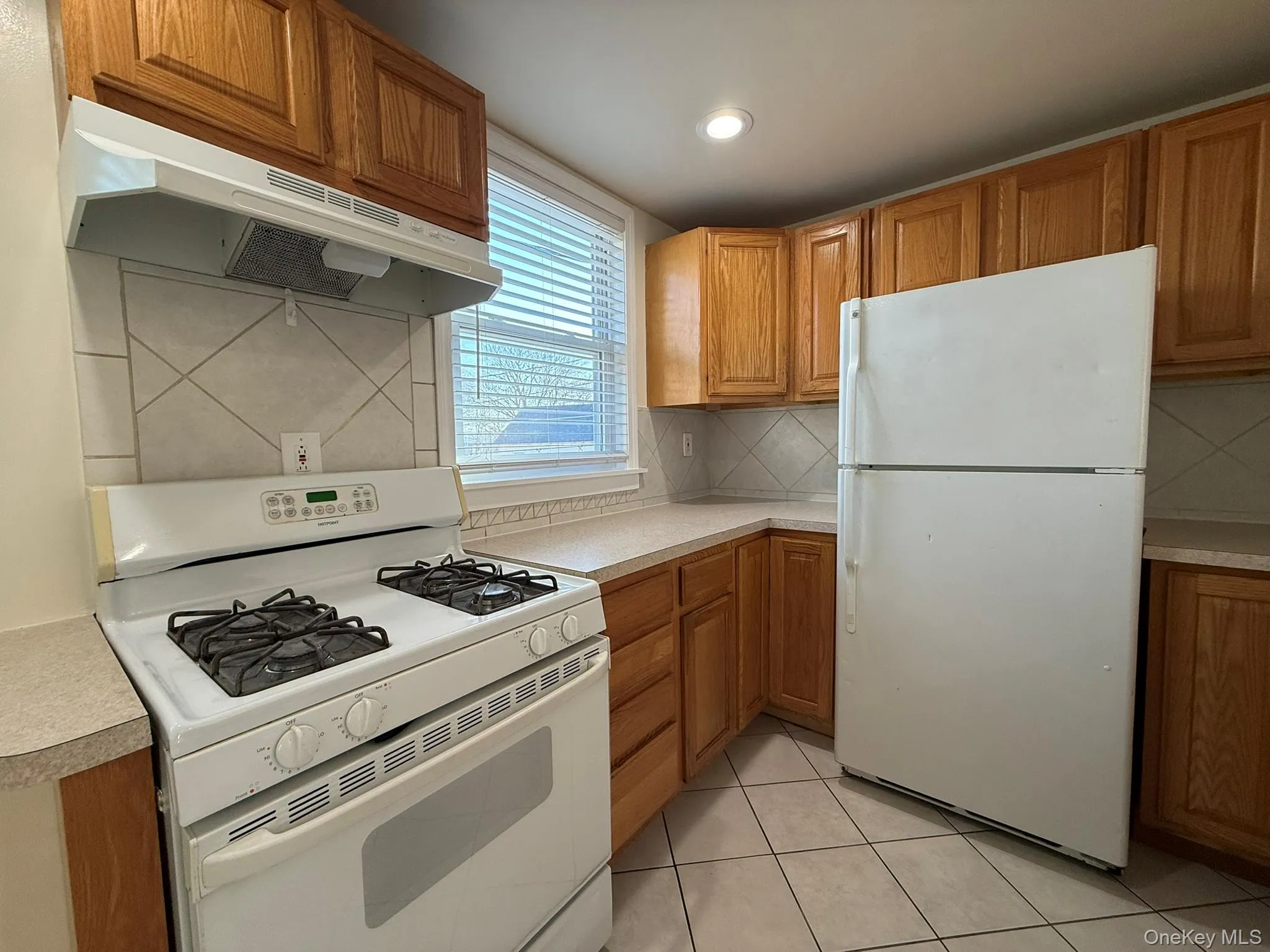 51 Schneider Avenue, Highlands, NY, 3 Bedrooms Bedrooms, 6 Rooms Rooms,1 BathroomBathrooms,Residential Lease,For Rent,Schneider,0,950699 51 Schneider Avenue, Highlands, NY, 3 Bedrooms Bedrooms, 6 Rooms Rooms,1 BathroomBathrooms,Residential Lease,For Rent,Schneider,0,950699