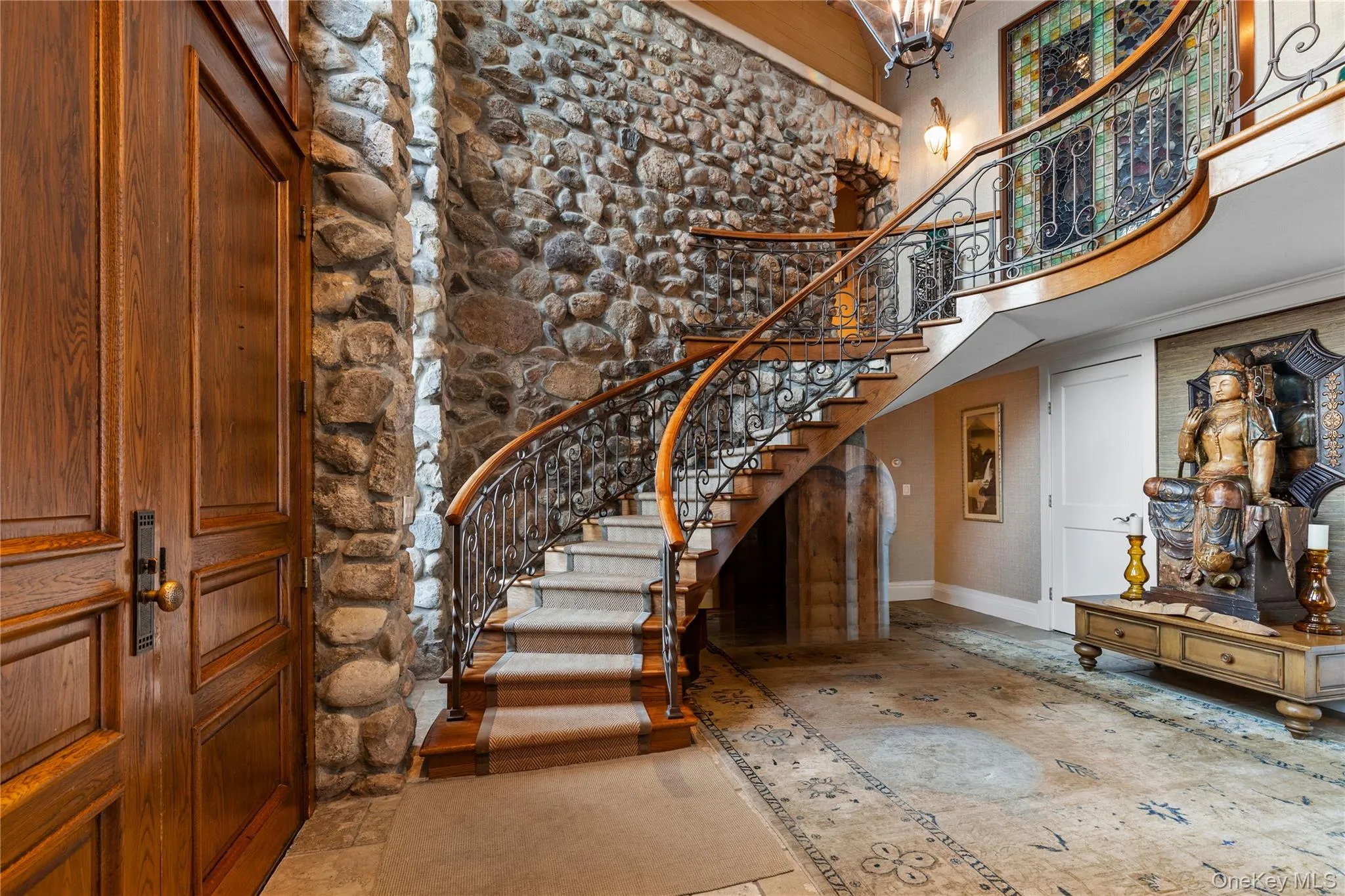 Come in and enjoy the custom touches throughout this home. Come in and enjoy the custom touches throughout this home.