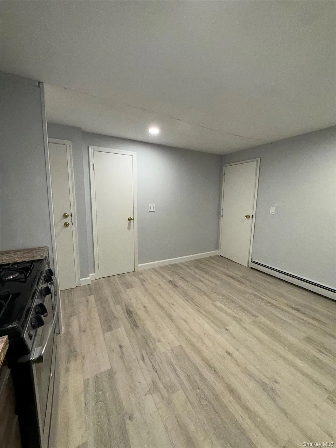 227 Walnut Street, Oyster Bay, NY, 3 Bedrooms Bedrooms, ,1 BathroomBathrooms,Residential Lease,Idx,Walnut,0,950774 227 Walnut Street, Oyster Bay, NY, 3 Bedrooms Bedrooms, ,1 BathroomBathrooms,Residential Lease,Idx,Walnut,0,950774