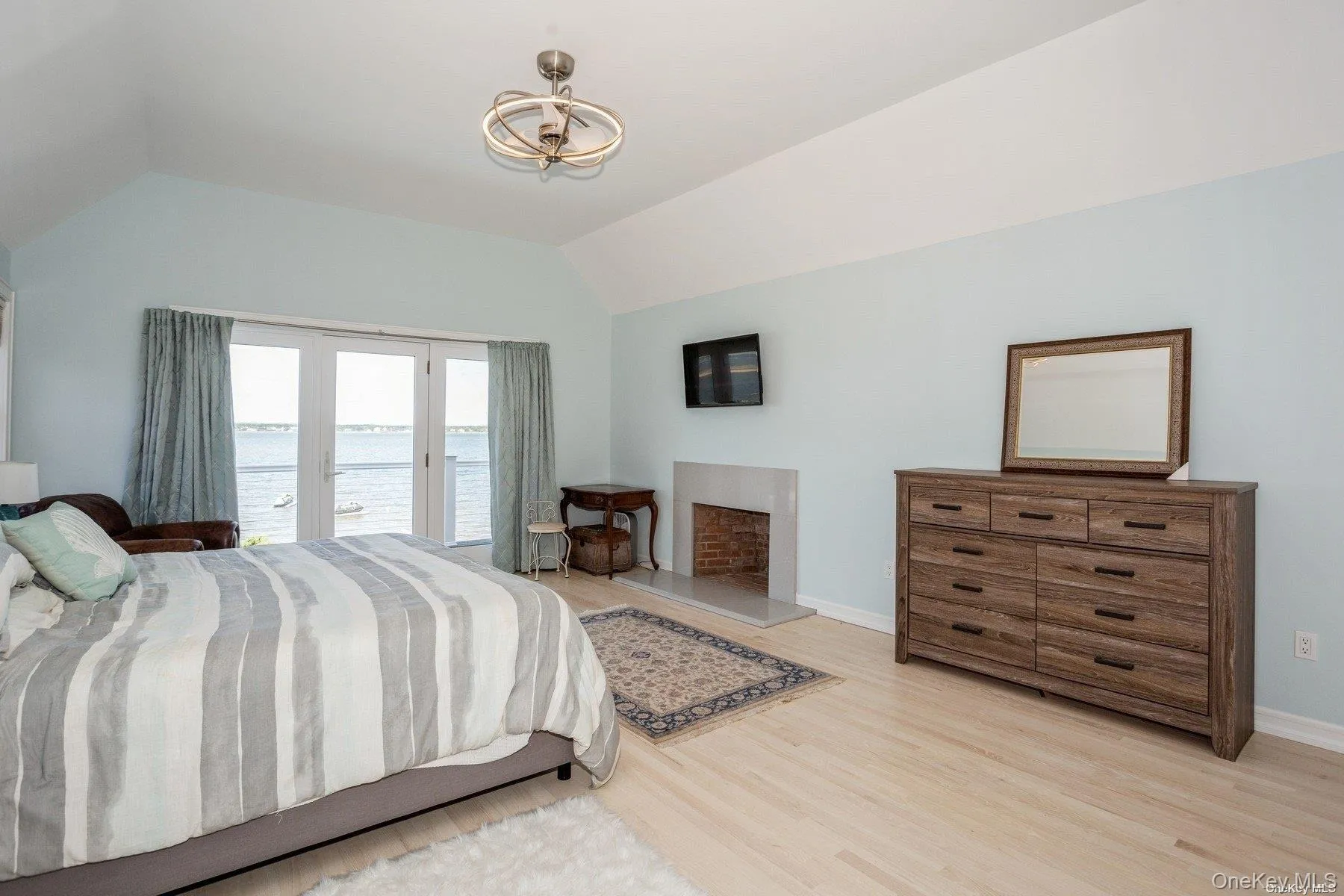 676 Dune Road, Southampton, NY, 5 Bedrooms Bedrooms, 15 Rooms Rooms,3 BathroomsBathrooms,Residential Lease,For Rent,Dune,0,950842 676 Dune Road, Southampton, NY, 5 Bedrooms Bedrooms, 15 Rooms Rooms,3 BathroomsBathrooms,Residential Lease,For Rent,Dune,0,950842