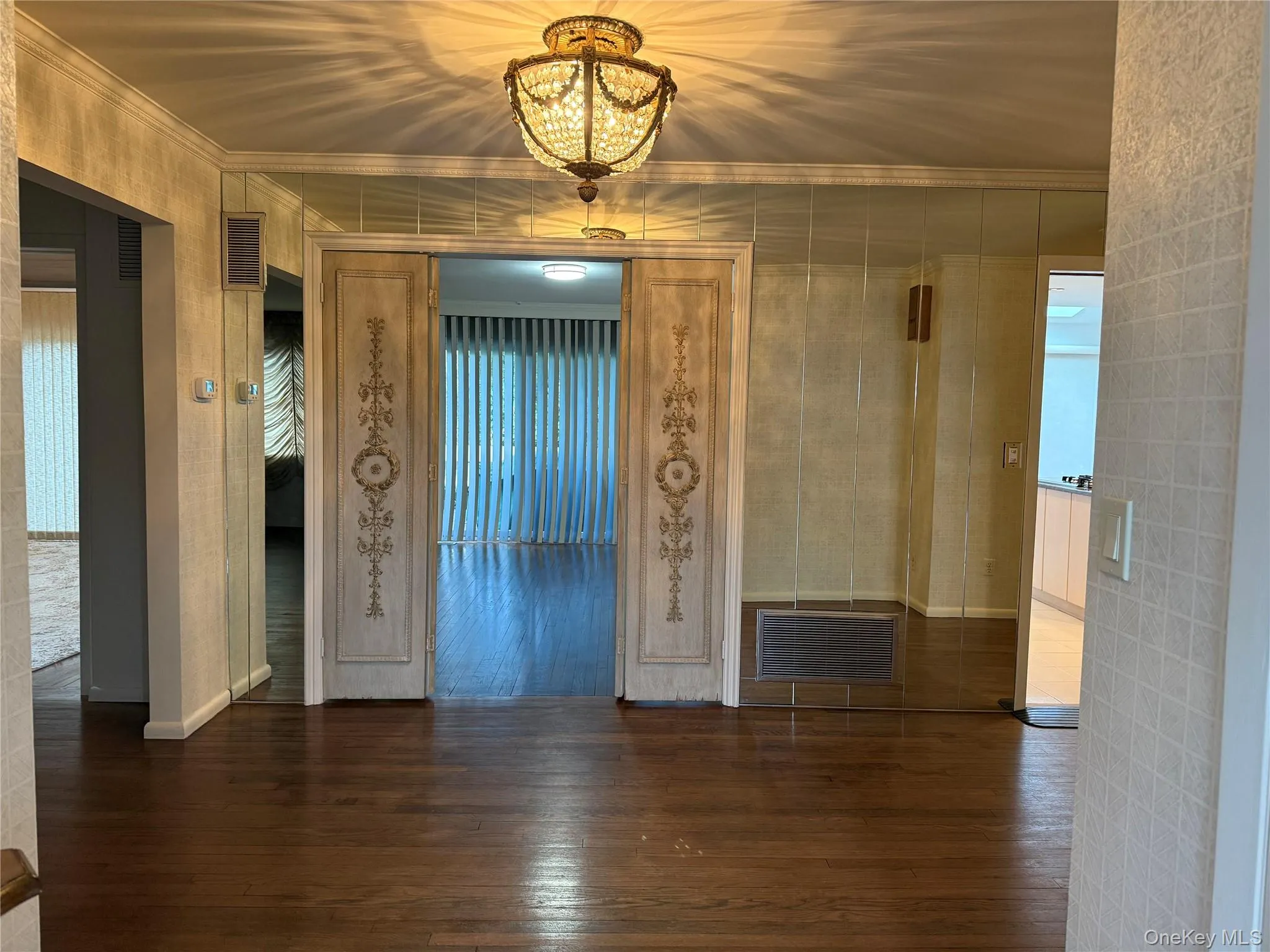 19 Flamingo Road, North Hempstead, NY, 4 Bedrooms Bedrooms, 7 Rooms Rooms,3 BathroomsBathrooms,Residential Lease,Idx,Flamingo,0,950850 19 Flamingo Road, North Hempstead, NY, 4 Bedrooms Bedrooms, 7 Rooms Rooms,3 BathroomsBathrooms,Residential Lease,Idx,Flamingo,0,950850
