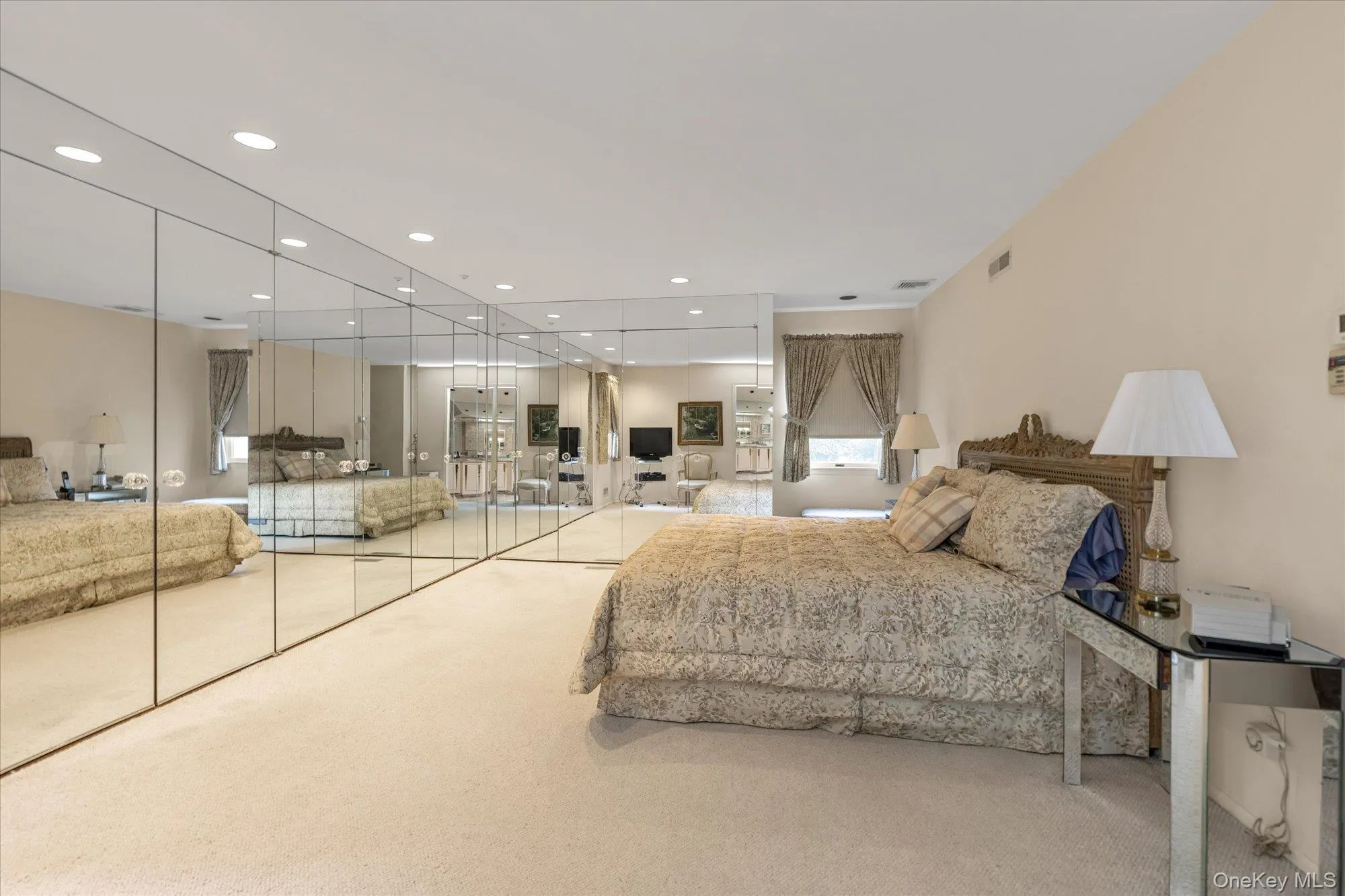 19 Flamingo Road, North Hempstead, NY, 4 Bedrooms Bedrooms, 7 Rooms Rooms,3 BathroomsBathrooms,Residential Lease,Idx,Flamingo,0,950850 19 Flamingo Road, North Hempstead, NY, 4 Bedrooms Bedrooms, 7 Rooms Rooms,3 BathroomsBathrooms,Residential Lease,Idx,Flamingo,0,950850