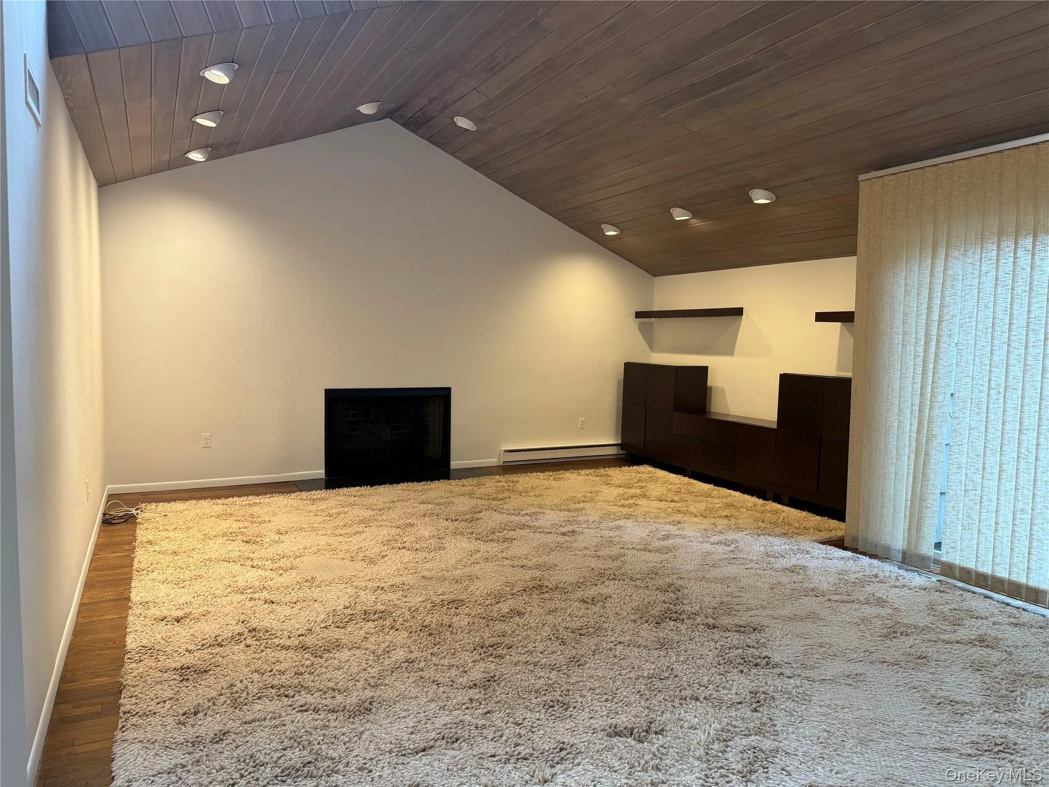 19 Flamingo Road, North Hempstead, NY, 4 Bedrooms Bedrooms, 7 Rooms Rooms,3 BathroomsBathrooms,Residential Lease,Idx,Flamingo,0,950850 19 Flamingo Road, North Hempstead, NY, 4 Bedrooms Bedrooms, 7 Rooms Rooms,3 BathroomsBathrooms,Residential Lease,Idx,Flamingo,0,950850