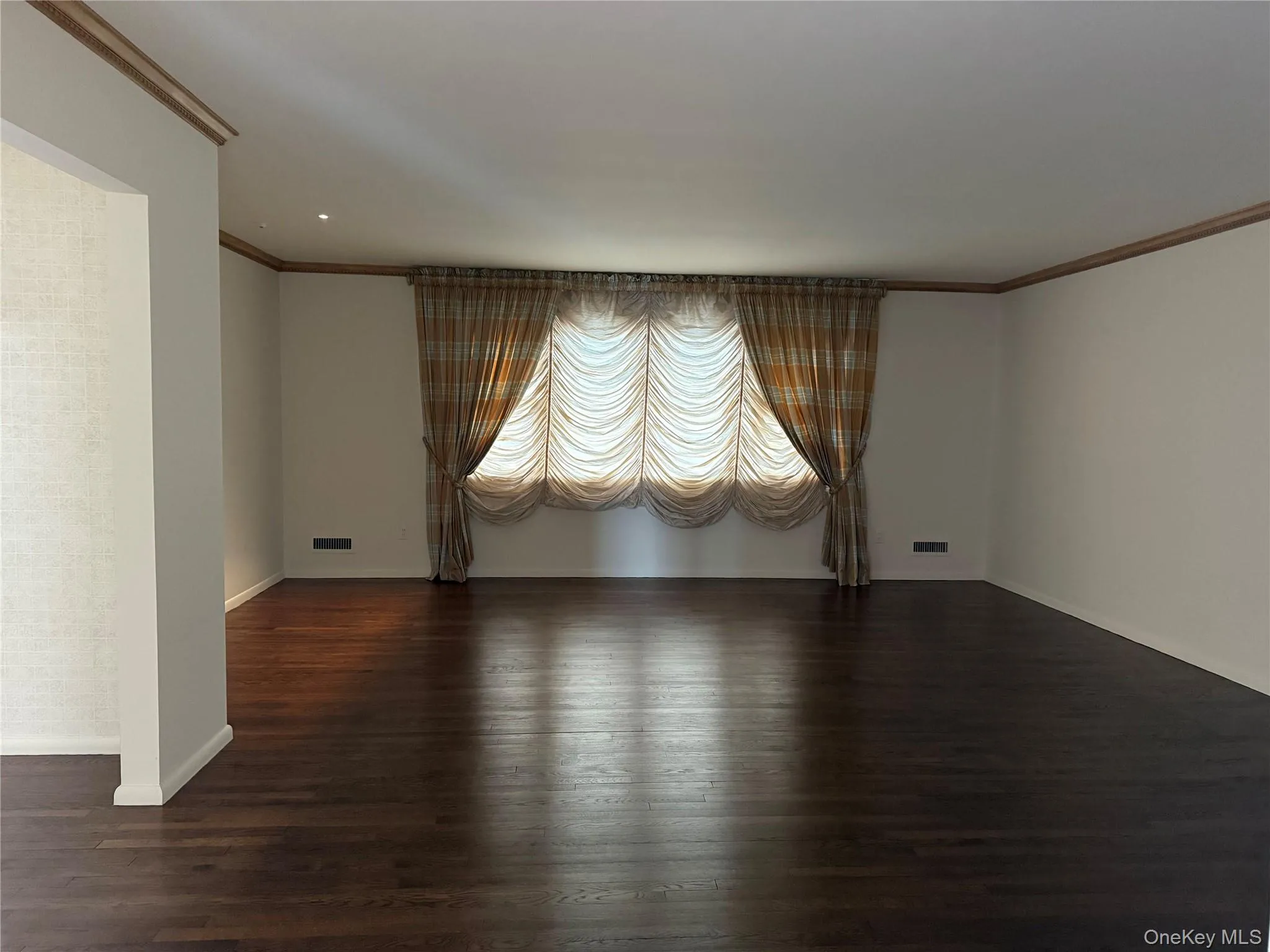 19 Flamingo Road, North Hempstead, NY, 4 Bedrooms Bedrooms, 7 Rooms Rooms,3 BathroomsBathrooms,Residential Lease,Idx,Flamingo,0,950850 19 Flamingo Road, North Hempstead, NY, 4 Bedrooms Bedrooms, 7 Rooms Rooms,3 BathroomsBathrooms,Residential Lease,Idx,Flamingo,0,950850