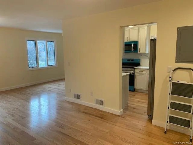 20840 15th Drive, New York, NY, 3 Bedrooms Bedrooms, 7 Rooms Rooms,2 BathroomsBathrooms,Residential Lease,Idx,15th,0,950904 20840 15th Drive, New York, NY, 3 Bedrooms Bedrooms, 7 Rooms Rooms,2 BathroomsBathrooms,Residential Lease,Idx,15th,0,950904